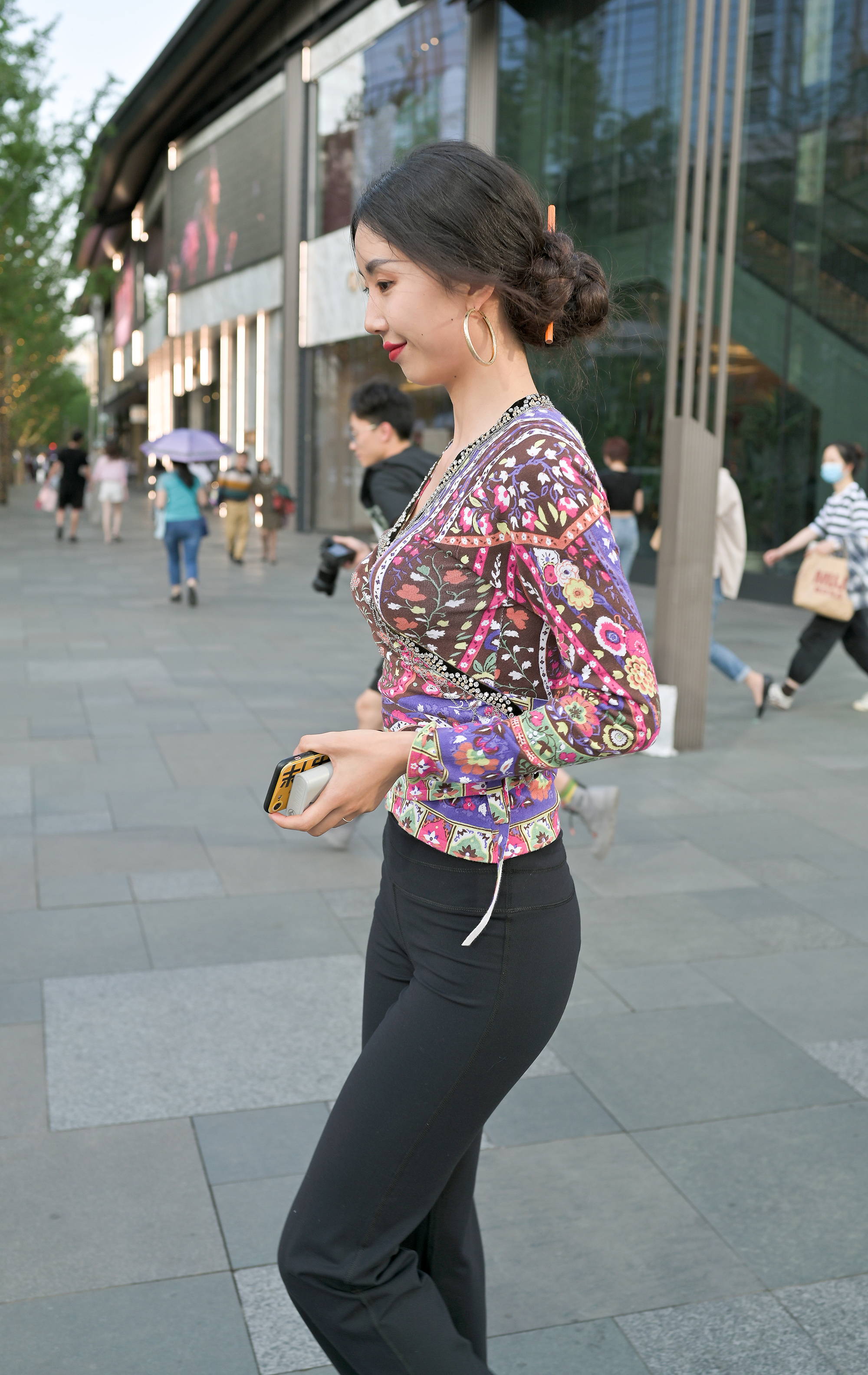  魔镜街拍,,人妻,街拍,写真套图,ROSI写真