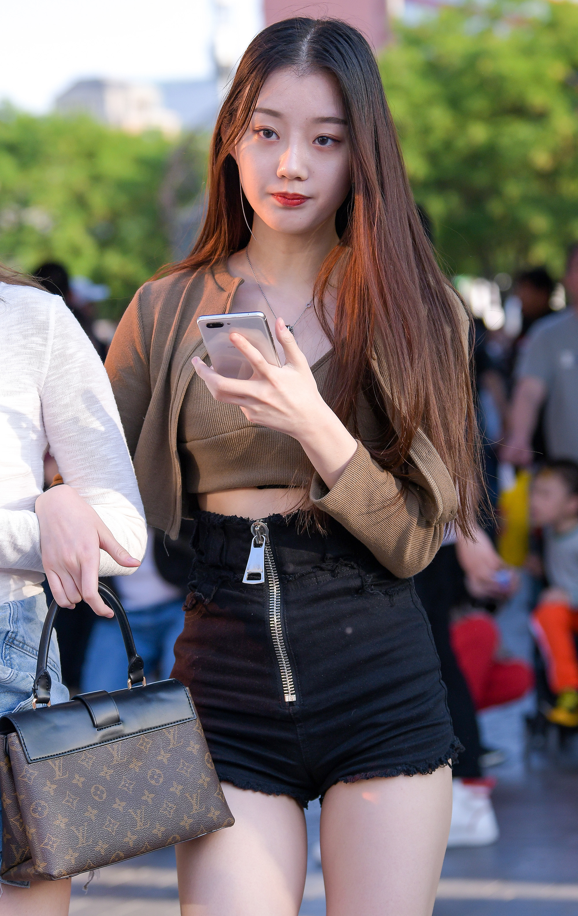  魔镜街拍,热裤,小姐姐,街拍,写真套图,BoLoli波萝社新刊