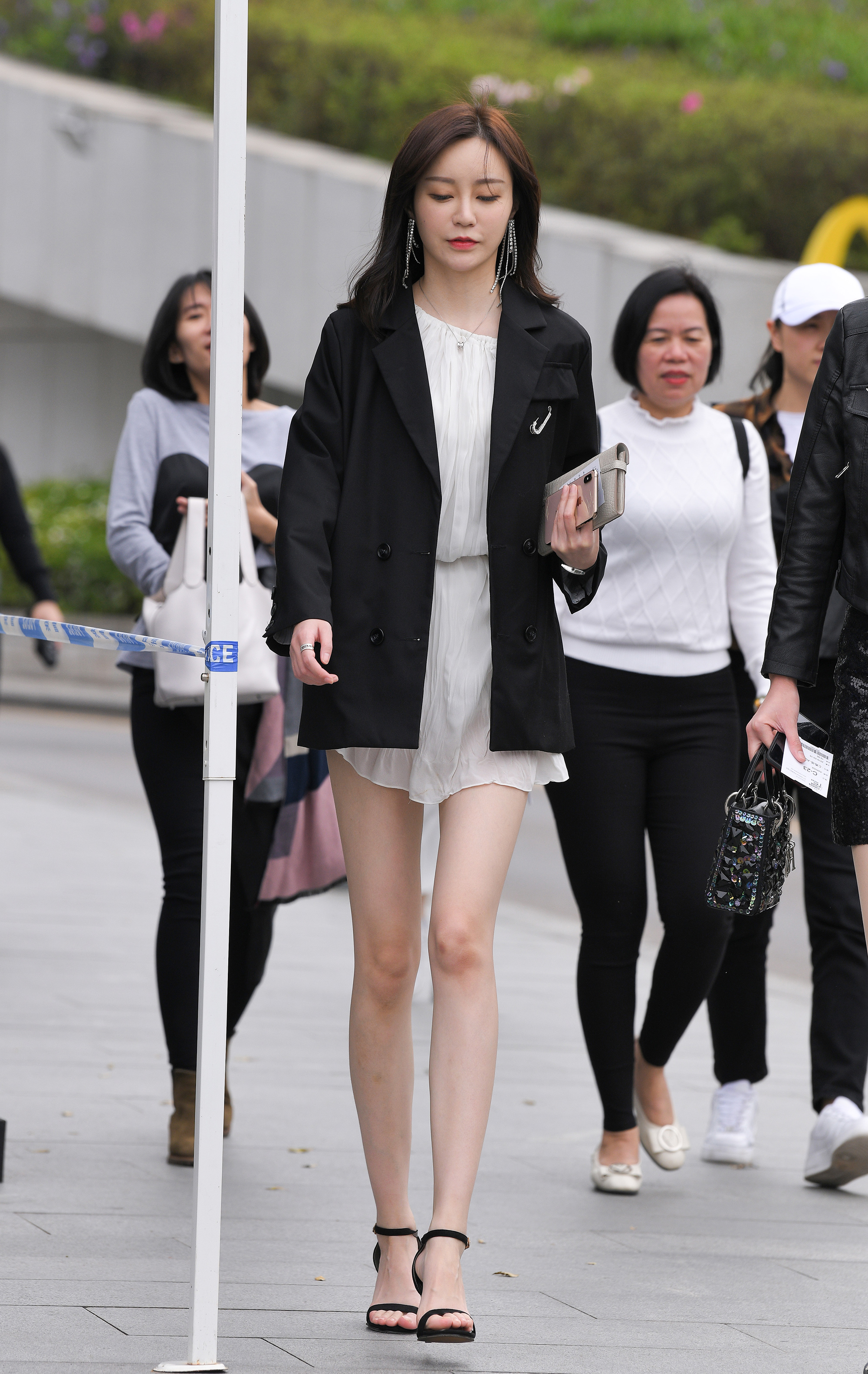  魔镜街拍,裙装,小姐姐,街拍,写真套图,西尔酱