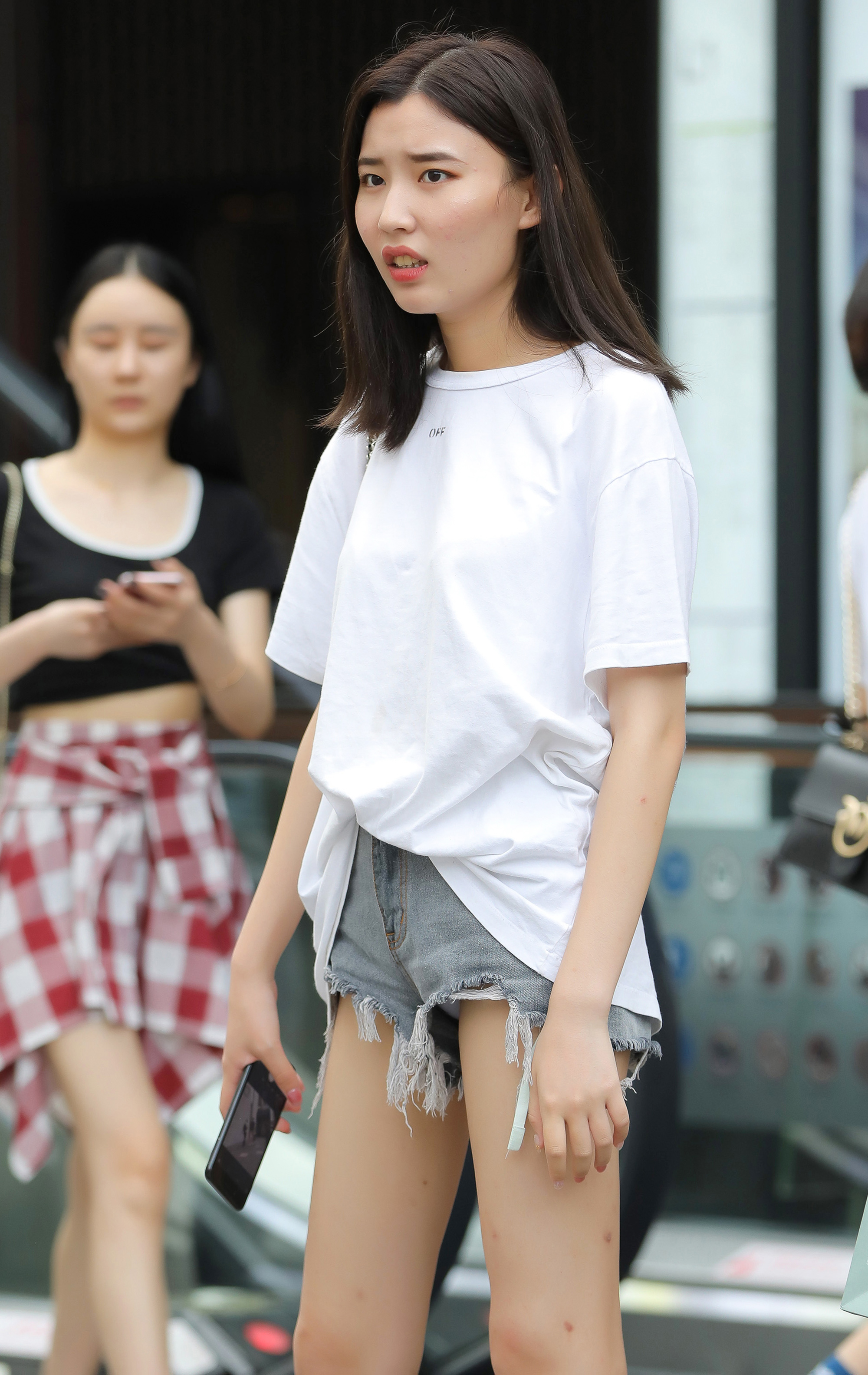  街拍鸭,魔镜街拍,热裤,熟女,街拍,写真套图,Yuki亭