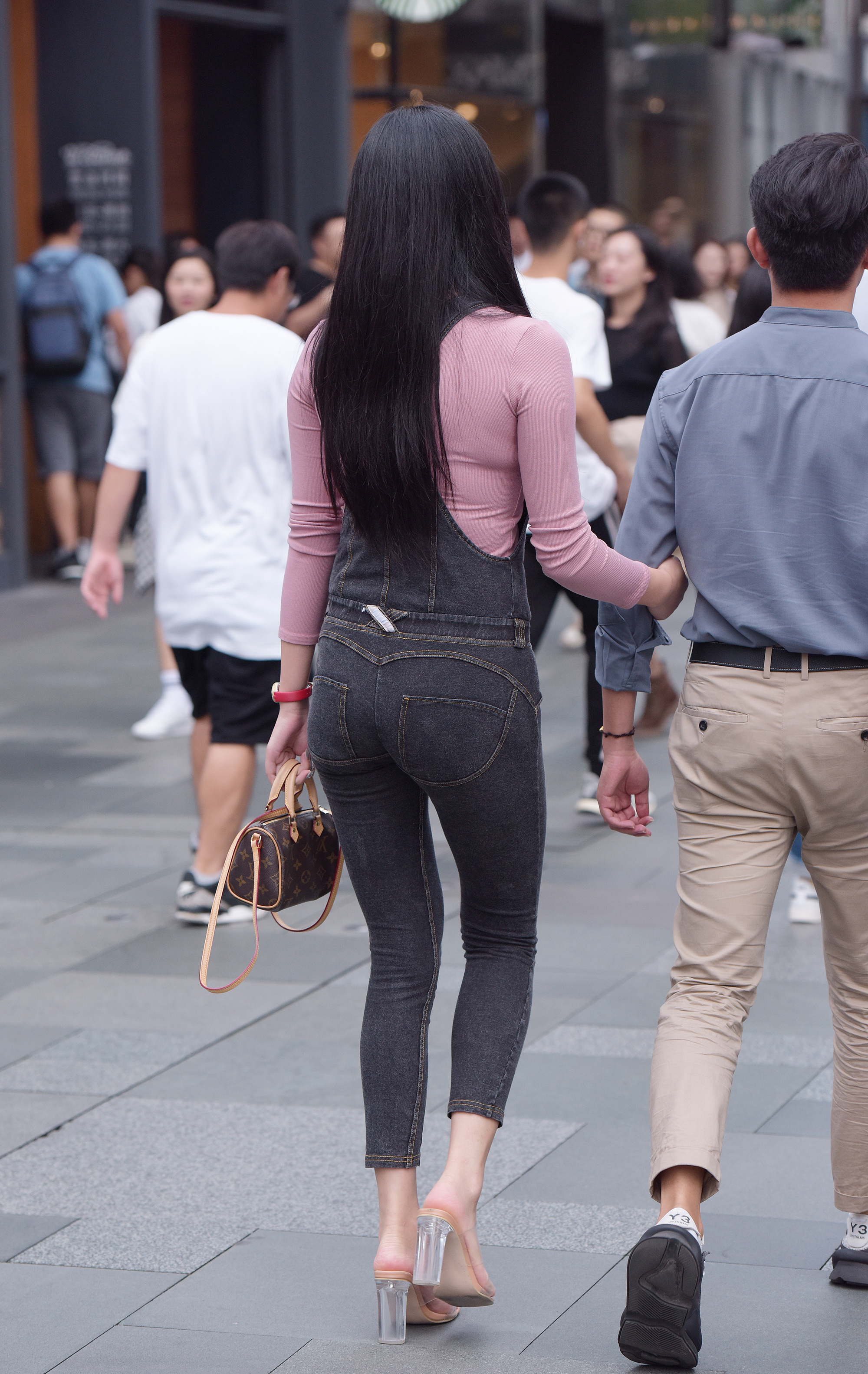  魔镜街拍,,人妻,街拍,写真套图,NinJa阿寨寨