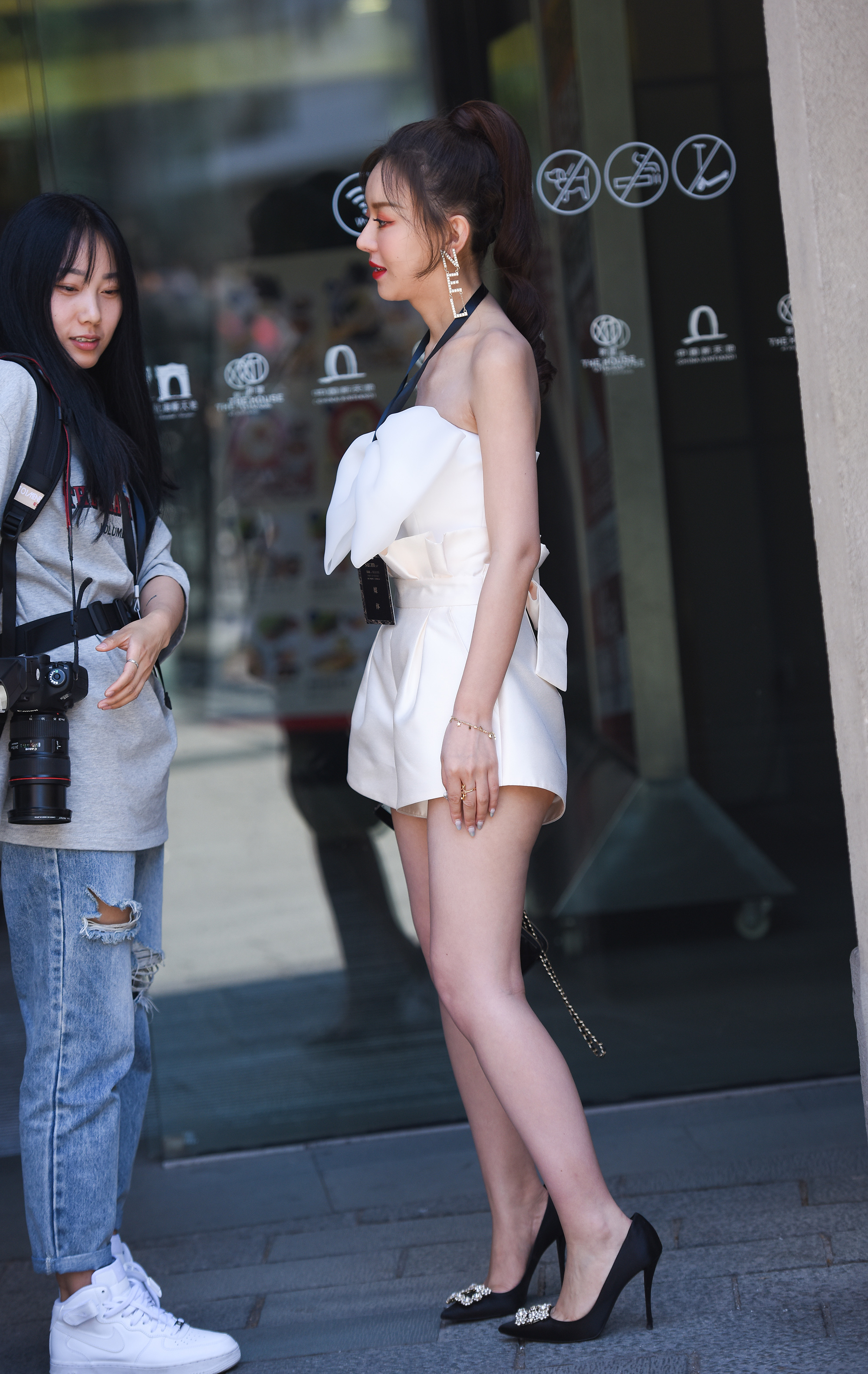  魔镜街拍,裙装,少妇,街拍,写真套图,TouTiao头条女神