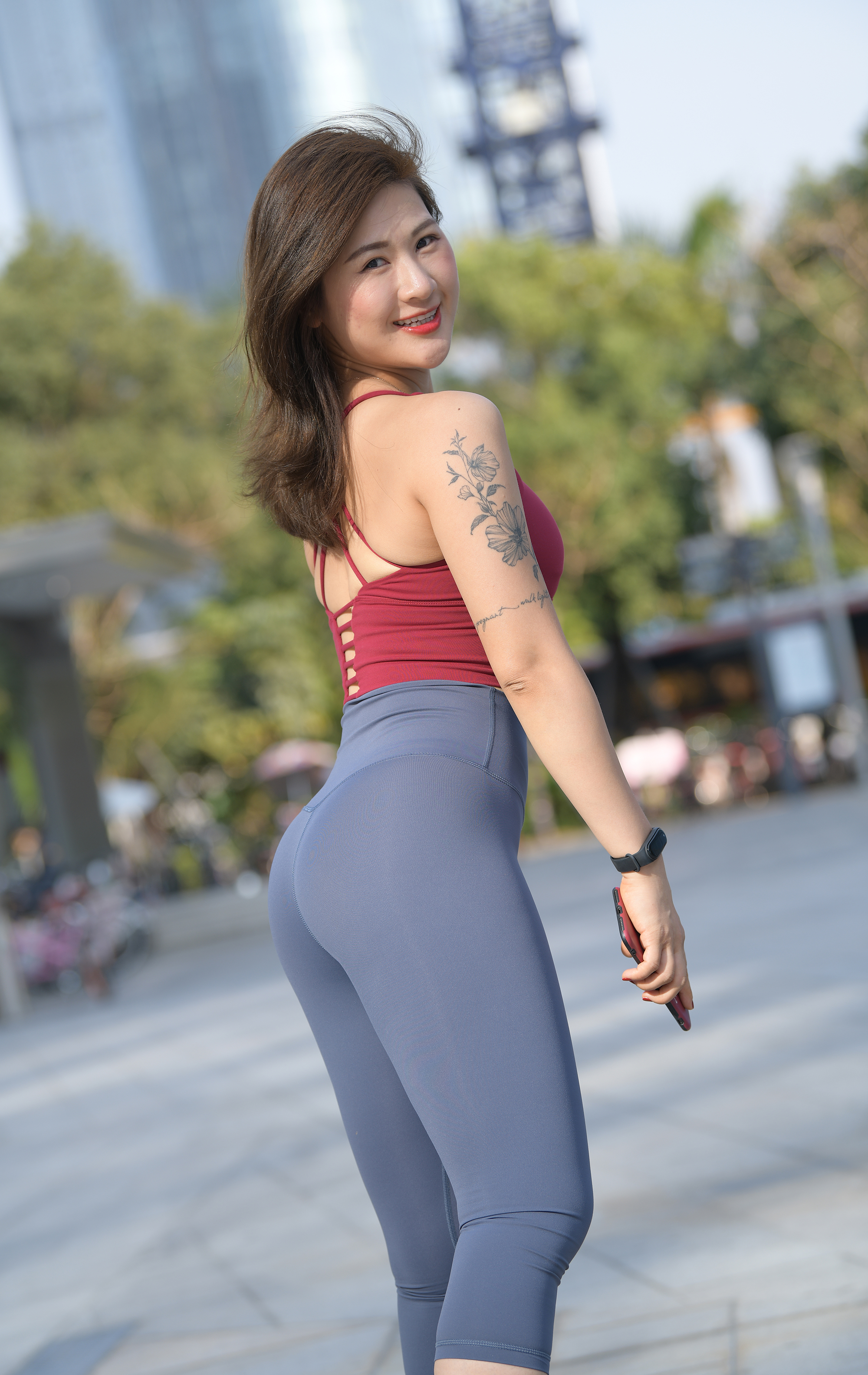  街拍鸭,魔镜街拍,紧身裤,小姐姐,街拍,写真套图,Legku写真