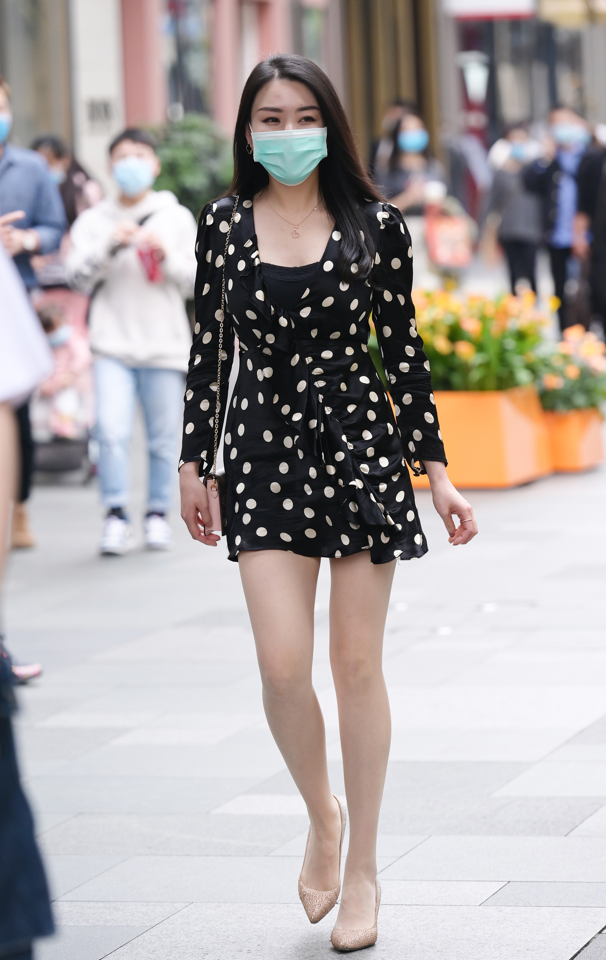  魔镜街拍,丝袜,裙装,美女,街拍,写真套图,Ugirl艺术摄影