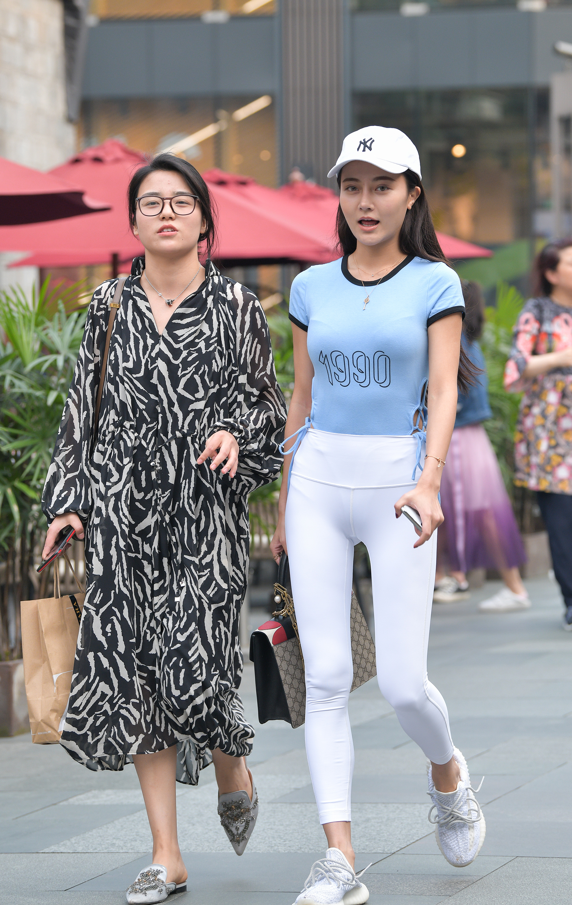  魔镜街拍,紧身裤,少妇,街拍,写真套图,FAIRY CLUB妖精社