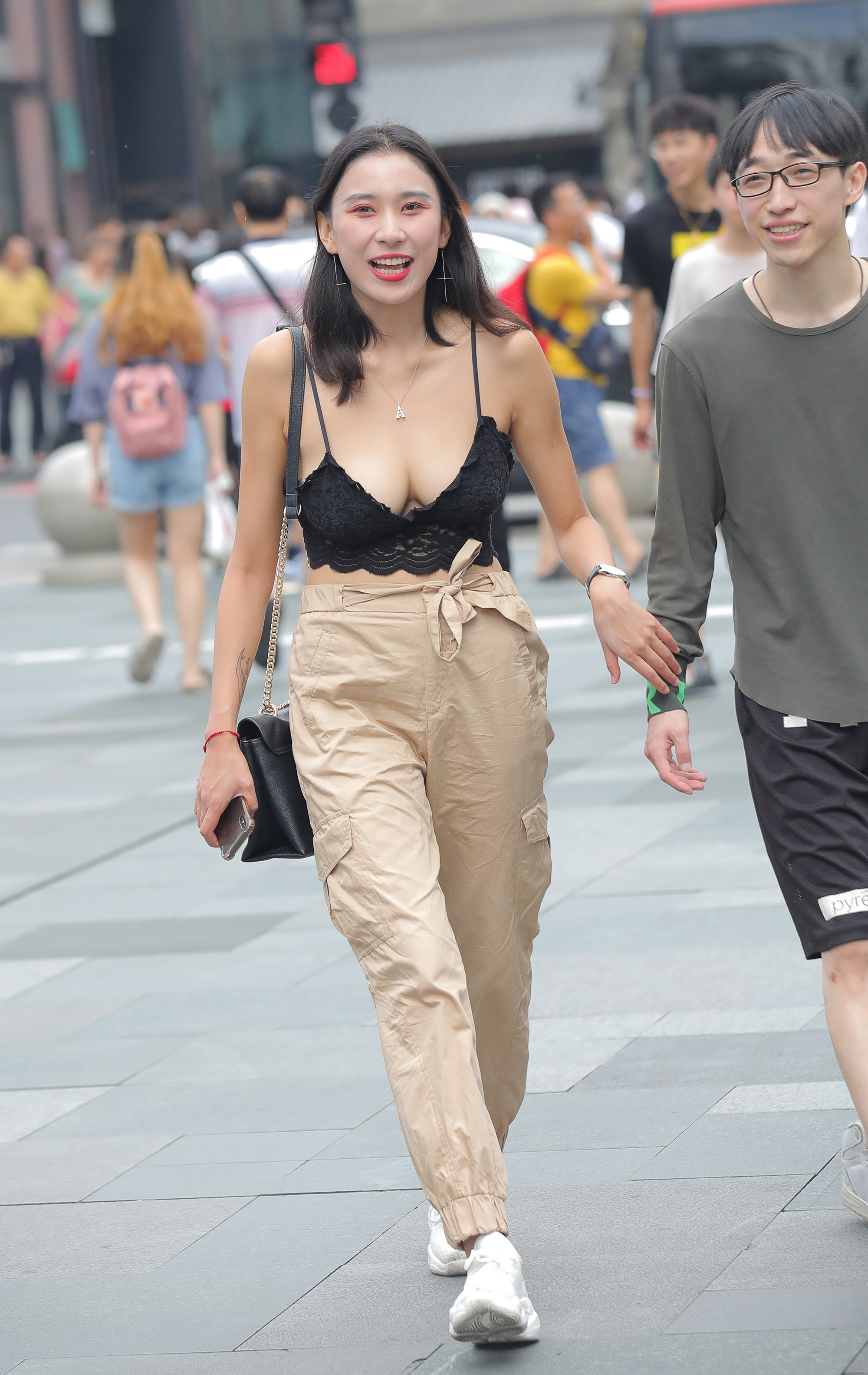  街拍鸭,魔镜街拍,,少妇,街拍,写真套图,清流杂志