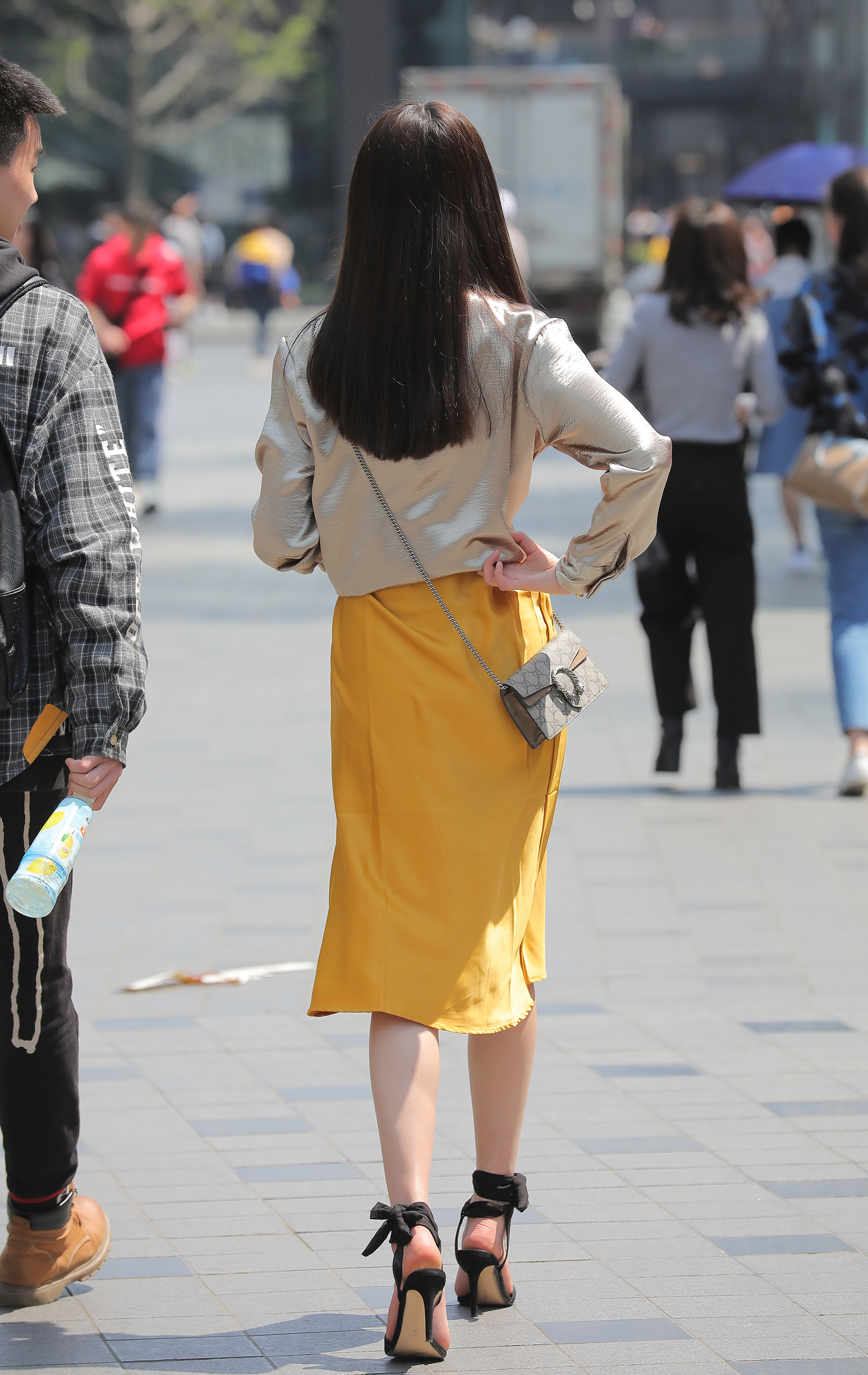  街拍鸭,魔镜街拍,裙装,美女,街拍,写真套图,MyGirl美媛馆