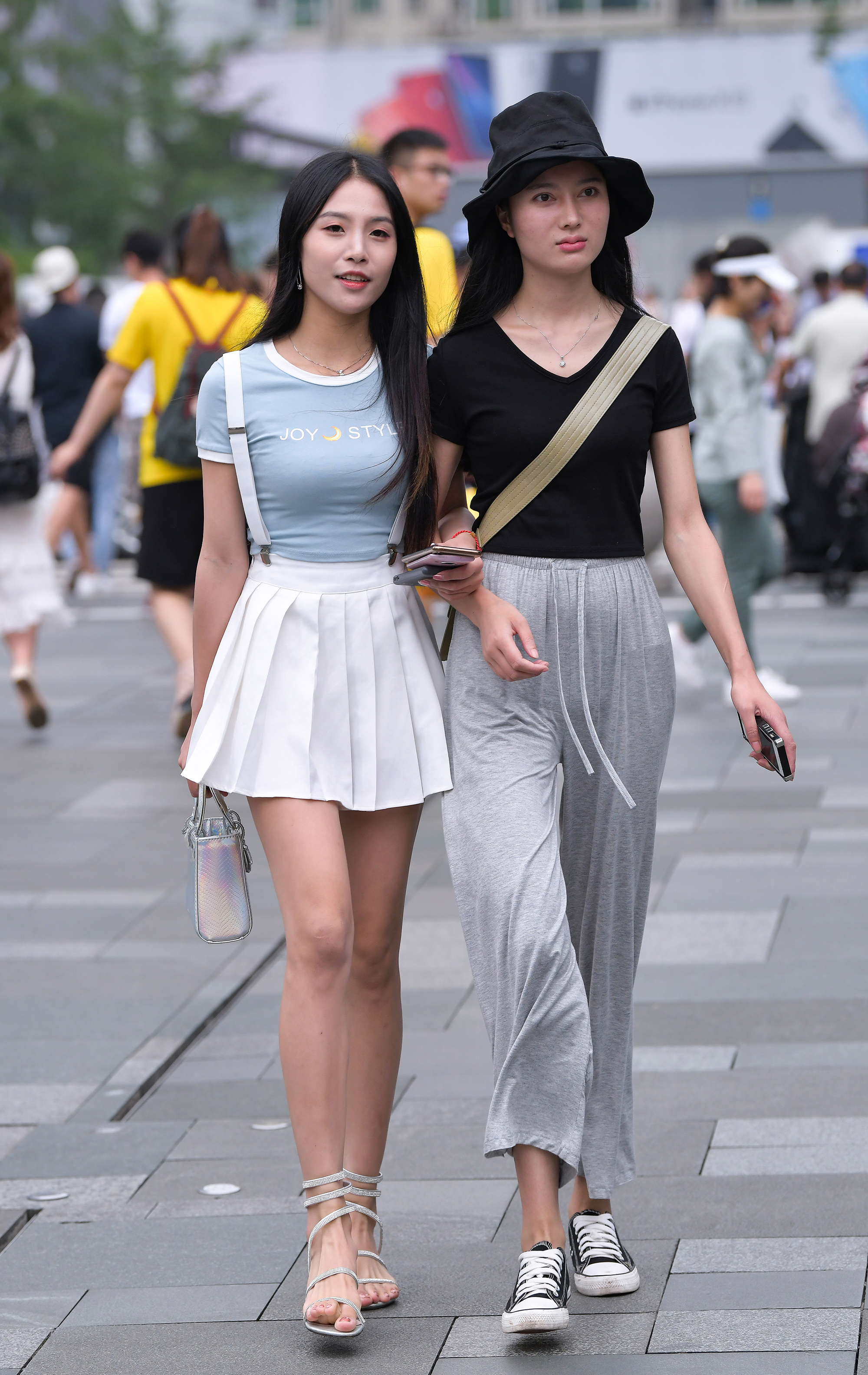  魔镜街拍,裙装,小姐姐,街拍,写真套图,酒酒老师