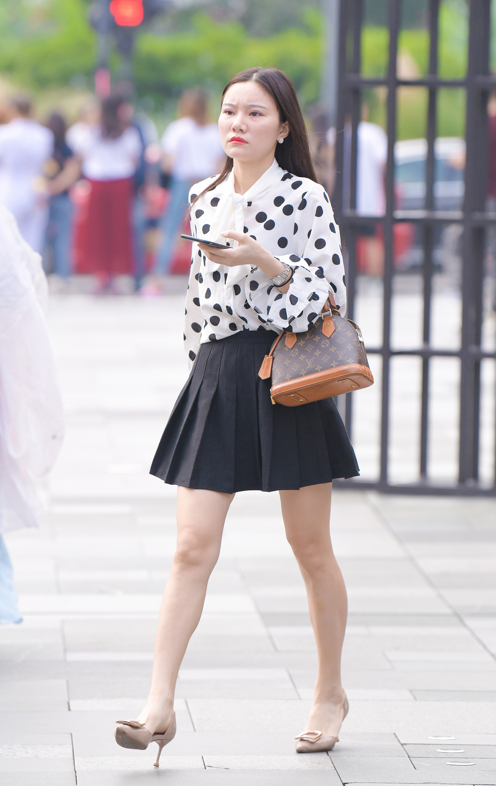  魔镜街拍,裙装,小姐姐,街拍,写真套图,凛子酱