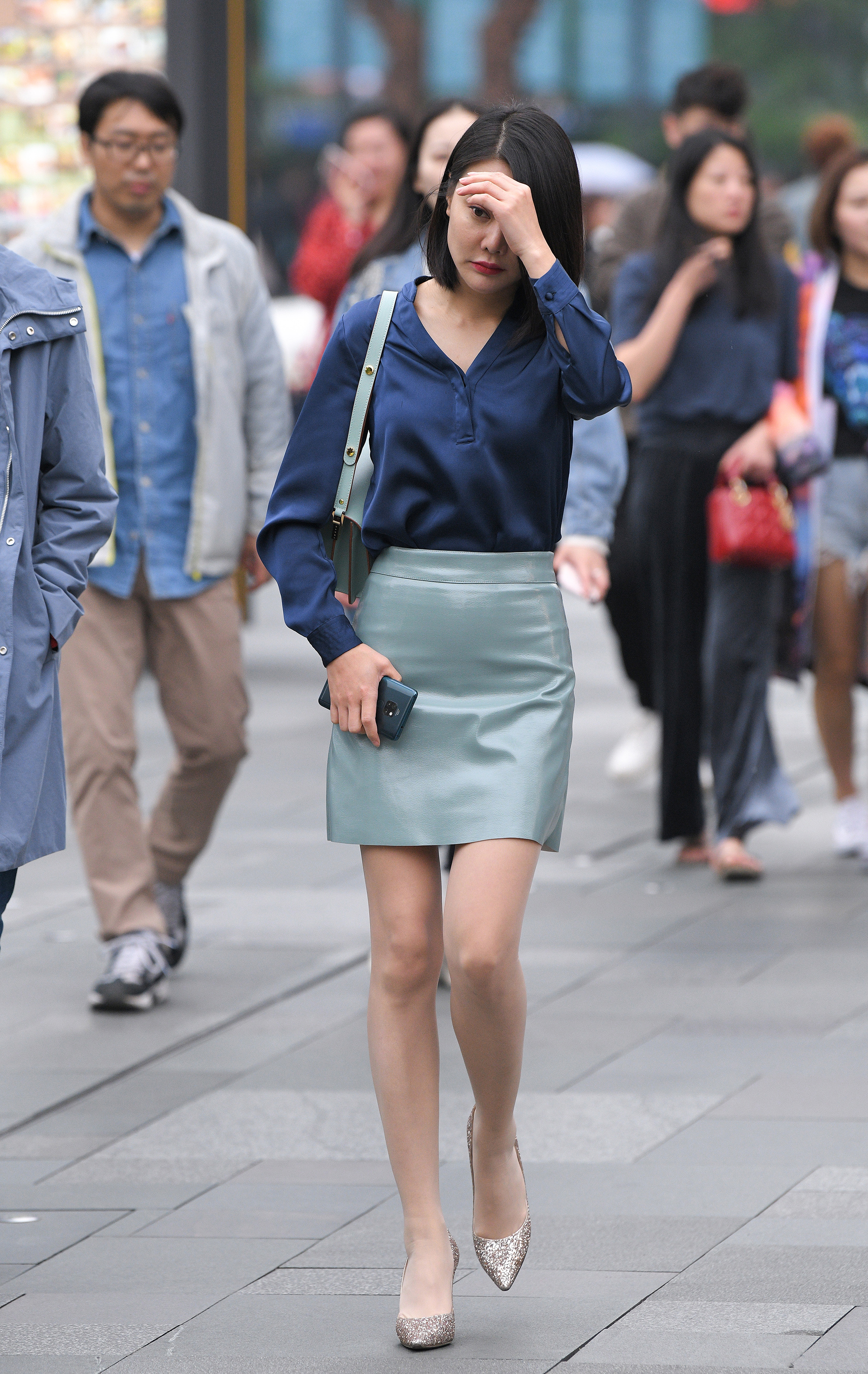  魔镜街拍,丝袜,裙装,少妇,街拍,写真套图,YALAYI雅拉伊