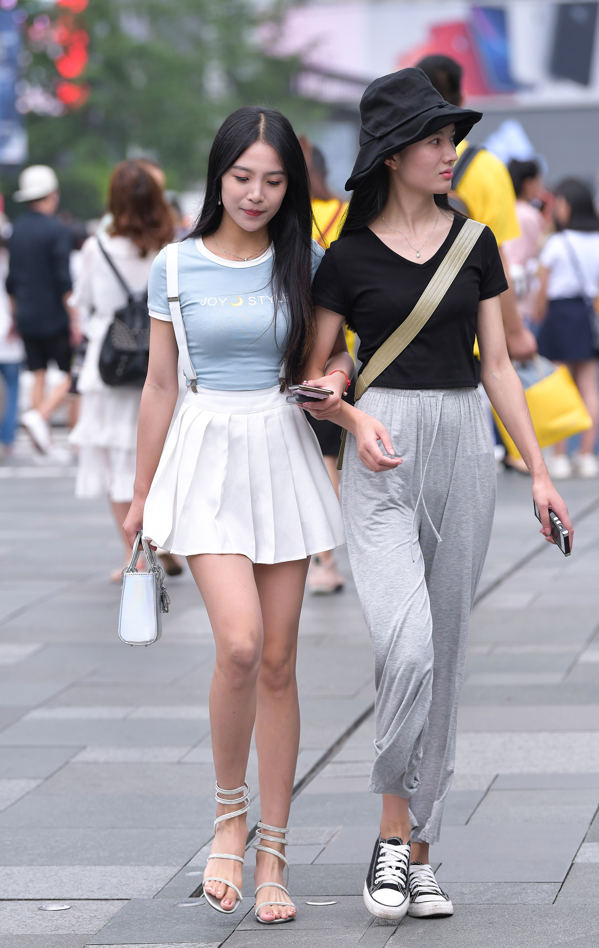  魔镜街拍,裙装,熟女,街拍,写真套图,妖精视觉