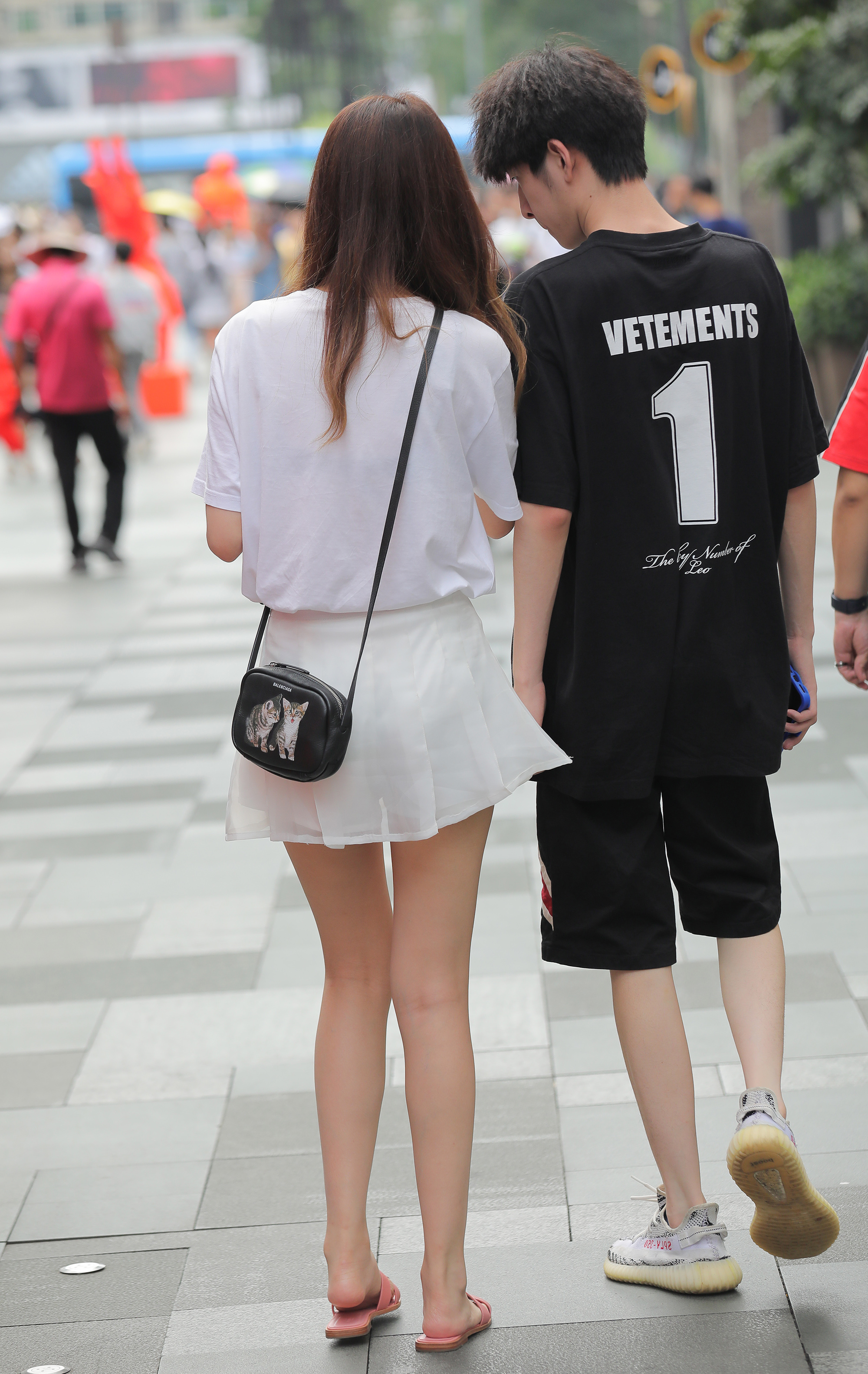  魔镜街拍,裙装,人妻,街拍,写真套图,Youmi尤蜜