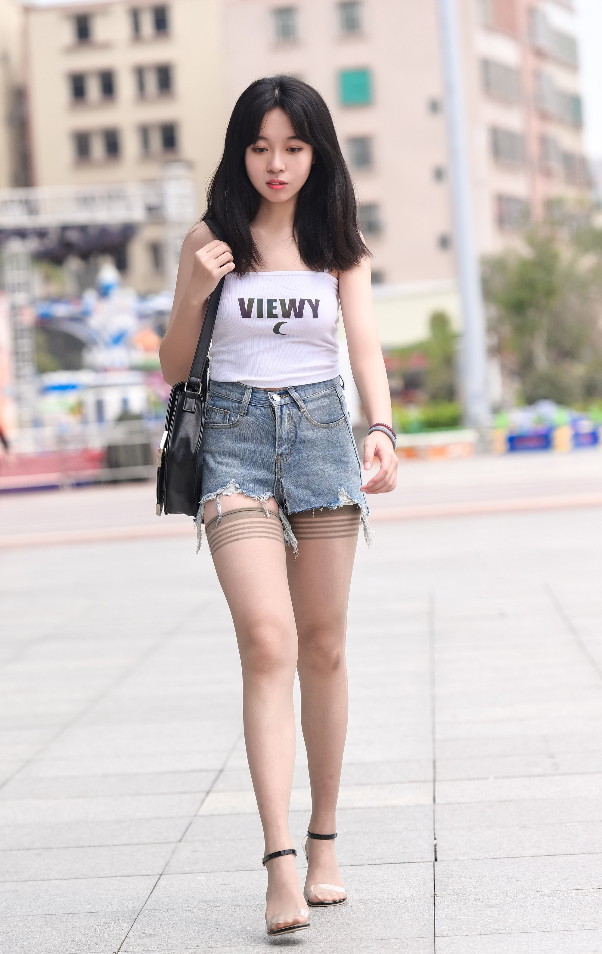  街拍鸭,魔镜街拍,丝袜,热裤,少妇,街拍,写真套图,少女秩序