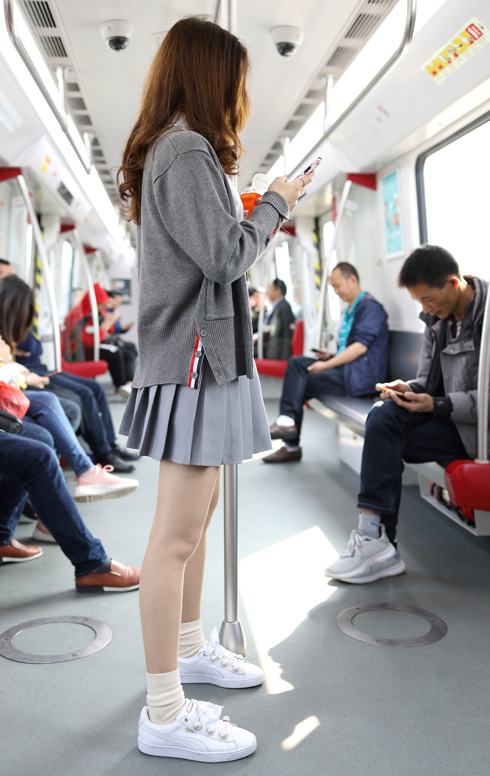 Wiki 魔镜街拍,丝袜,裙装,人妻,街拍,写真套图,誉铭传媒