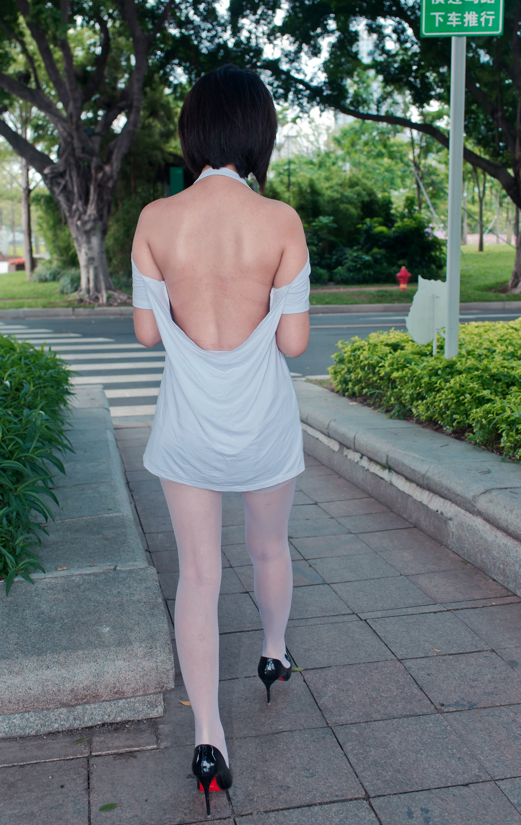  街拍鸭,魔镜街拍,丝袜,裙装,人妻,街拍,写真套图,袜涩写真