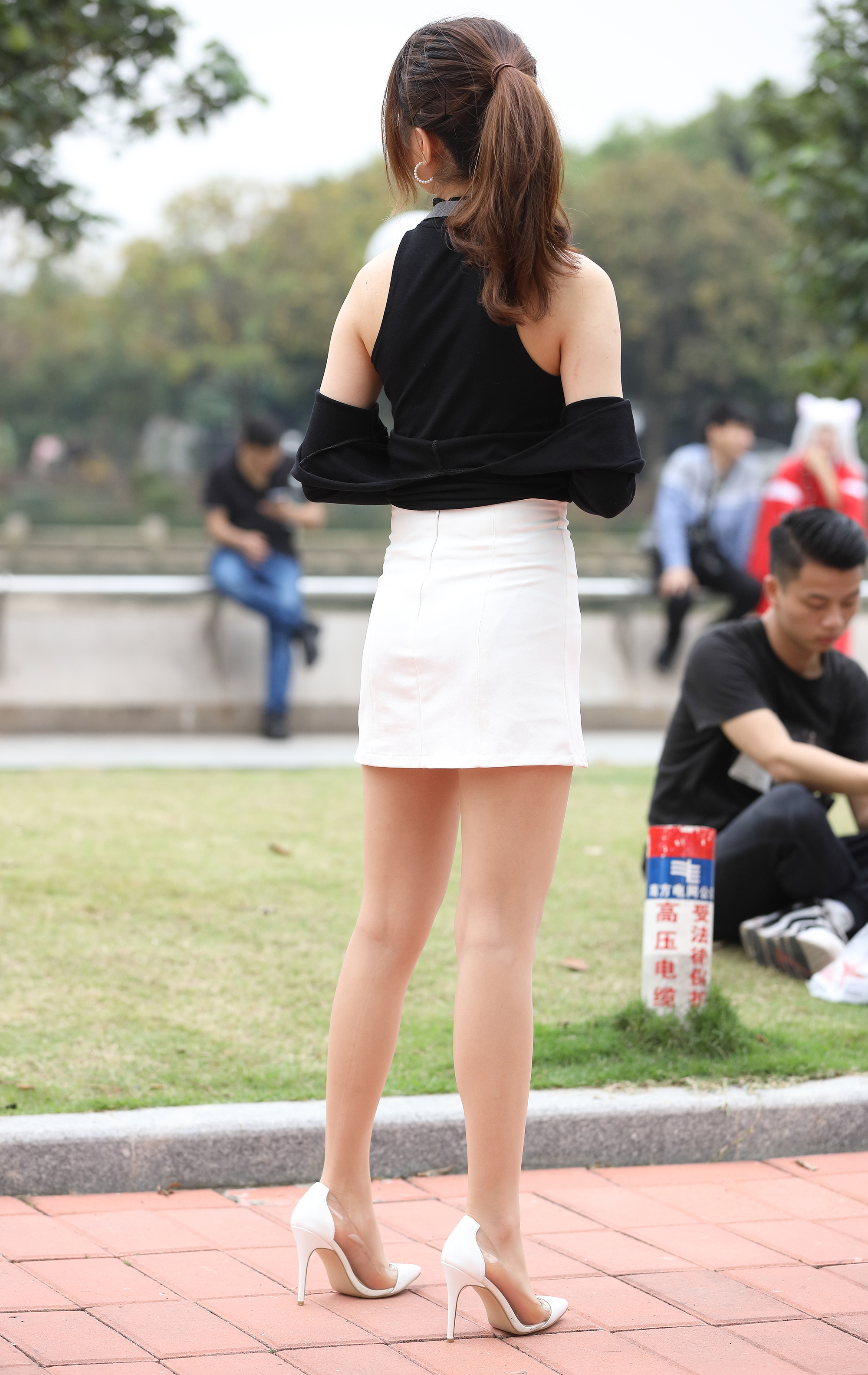 Wiki 街拍鸭,魔镜街拍,丝袜,裙装,人妻,街拍,写真套图,稚乖画册