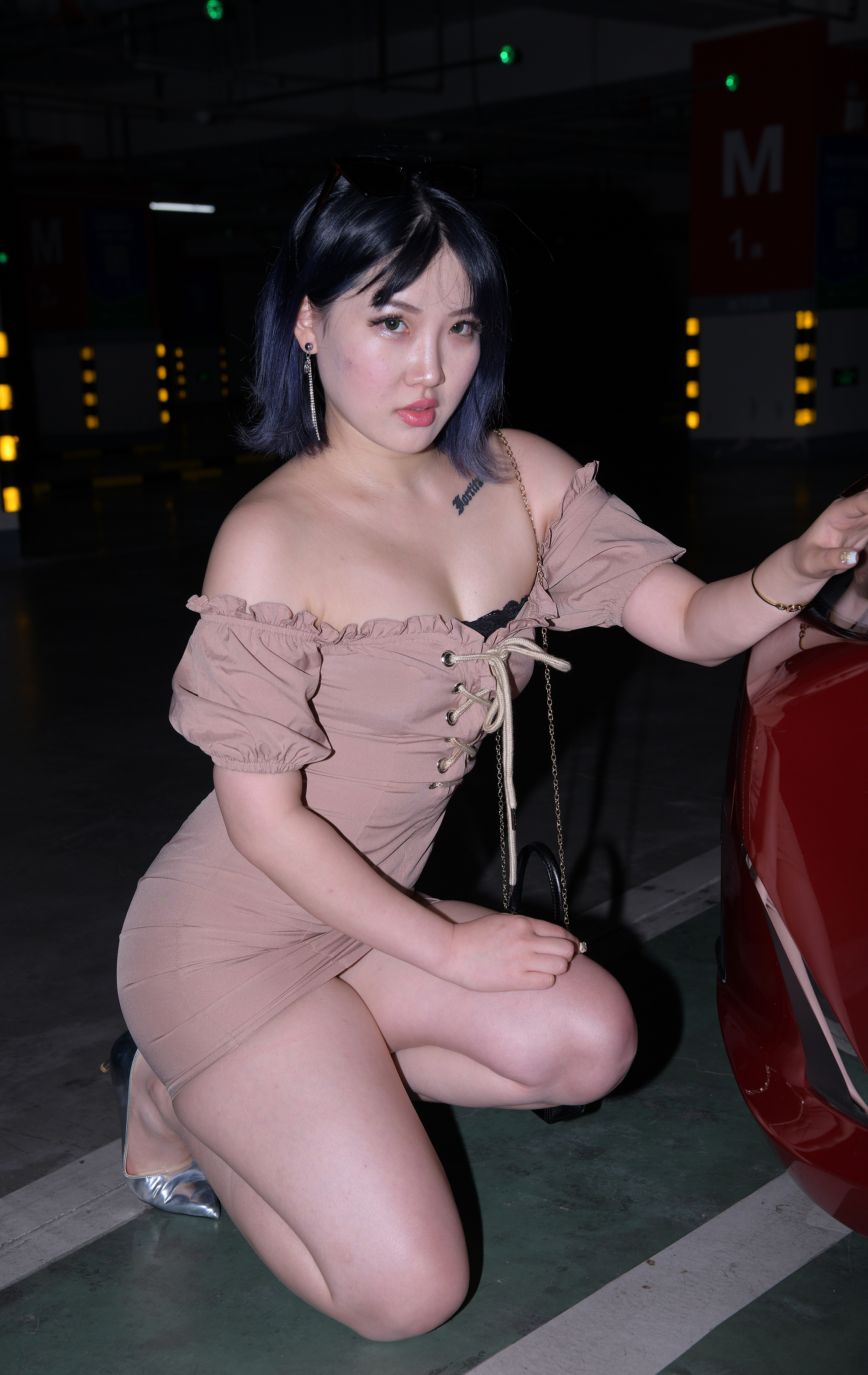  魔镜街拍,美臀,裙装,熟女,街拍,写真套图,尤蜜丝