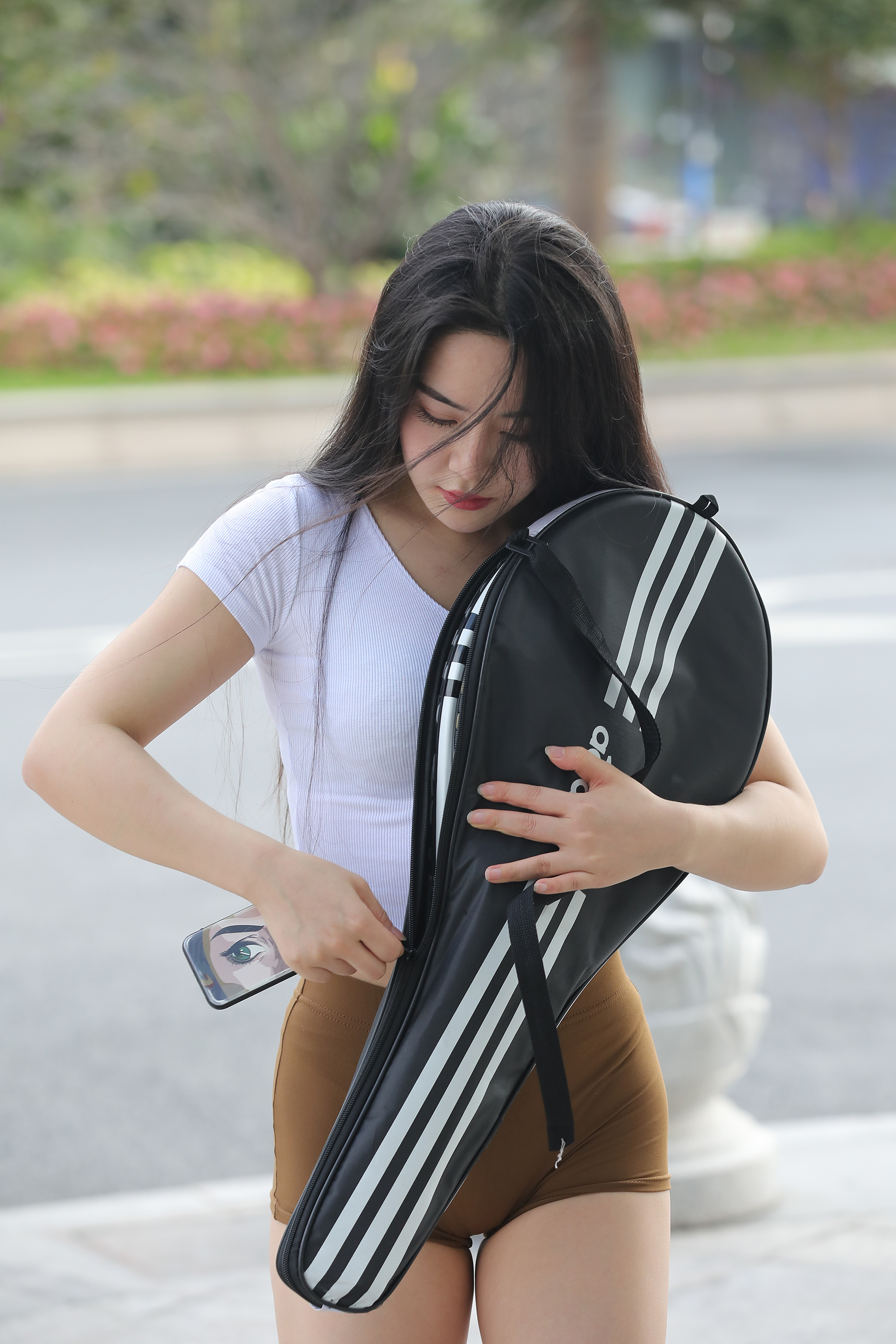 雅苗 街拍鸭,魔镜街拍,紧身裤,美臀,人妻,街拍,写真套图,乔依丝joys