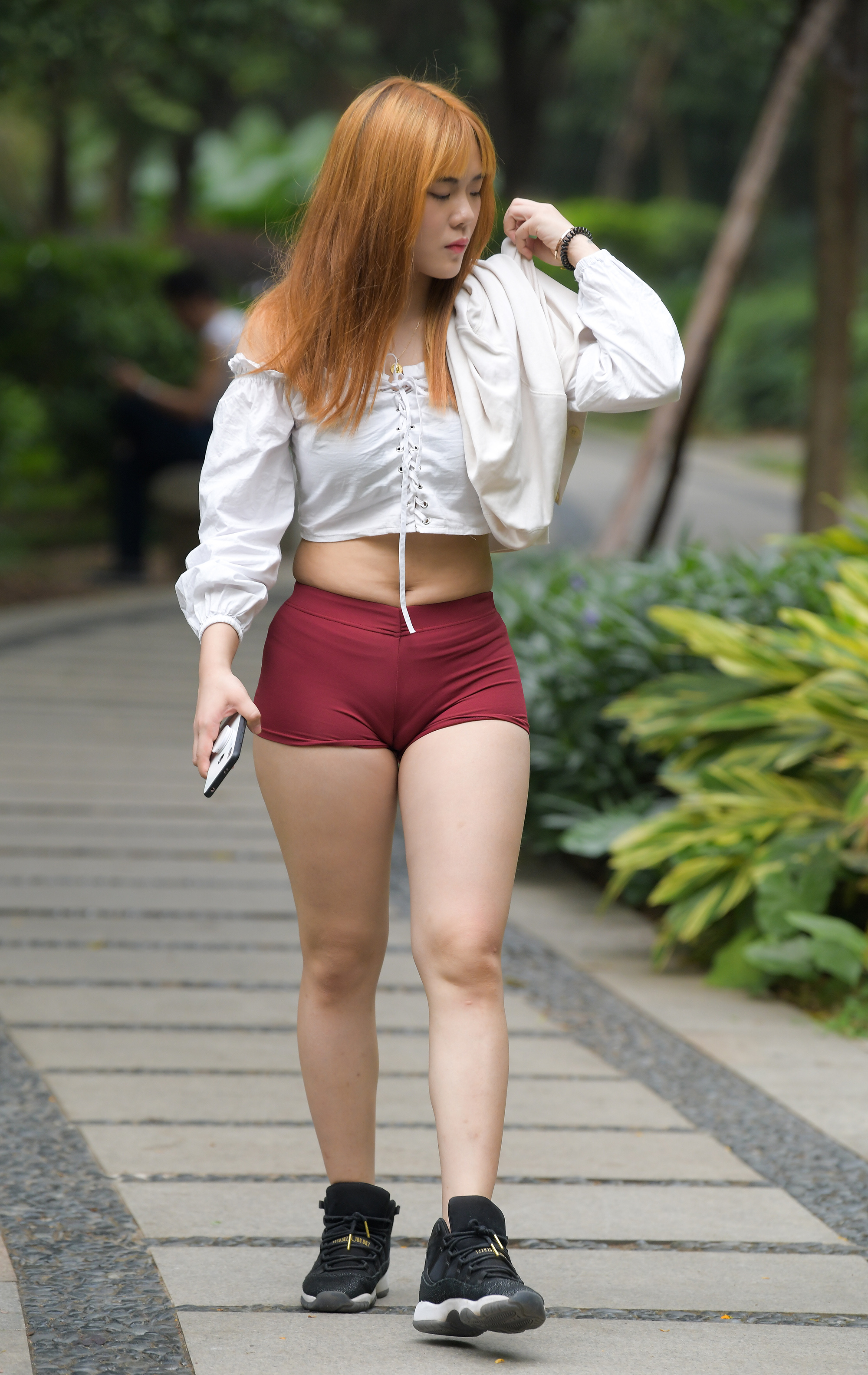  街拍鸭,魔镜街拍,紧身裤,小姐姐,街拍,写真套图,BoLoli波萝社新刊