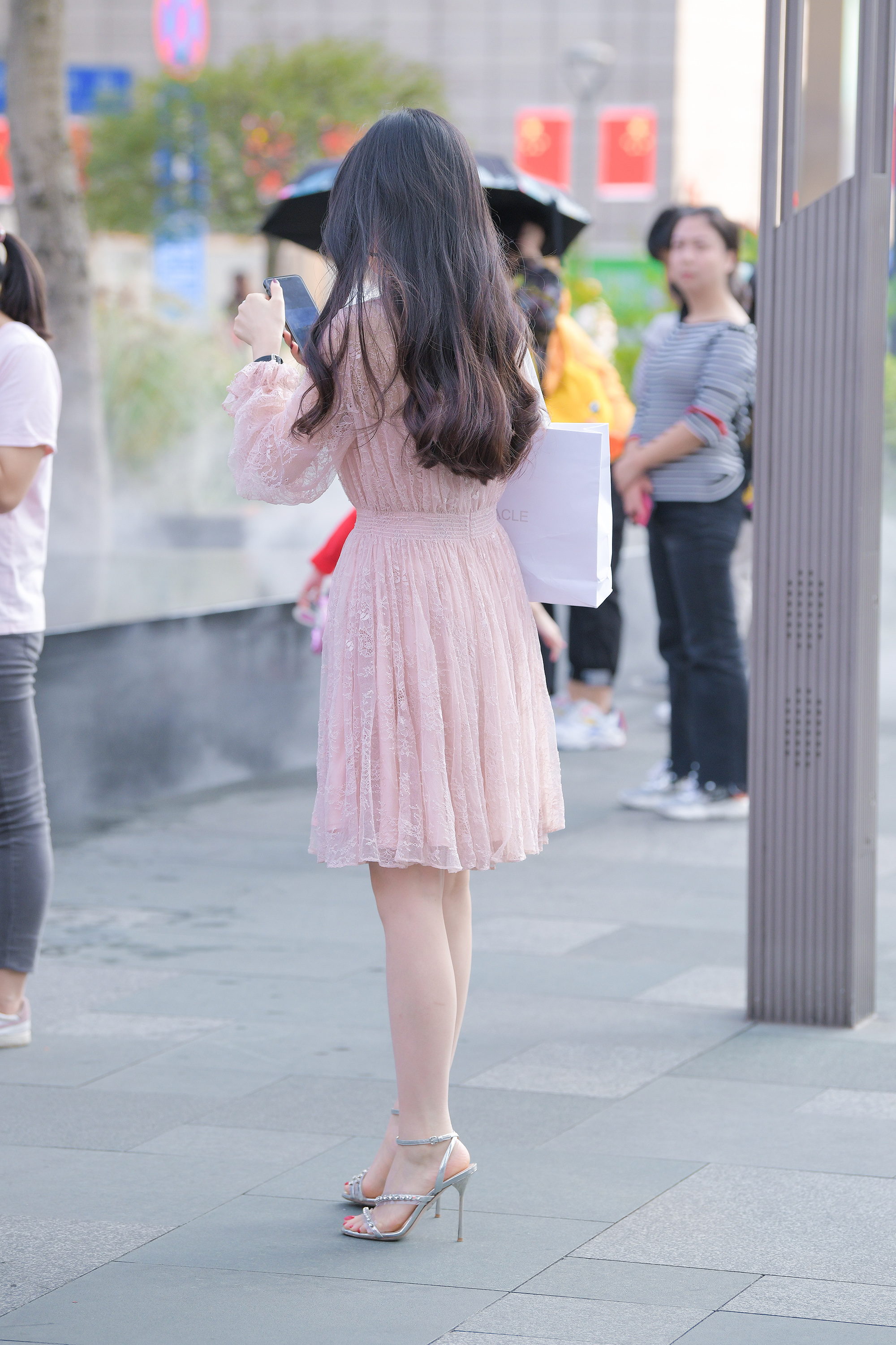  魔镜街拍,裙装,美女,街拍,写真套图,萌芽儿