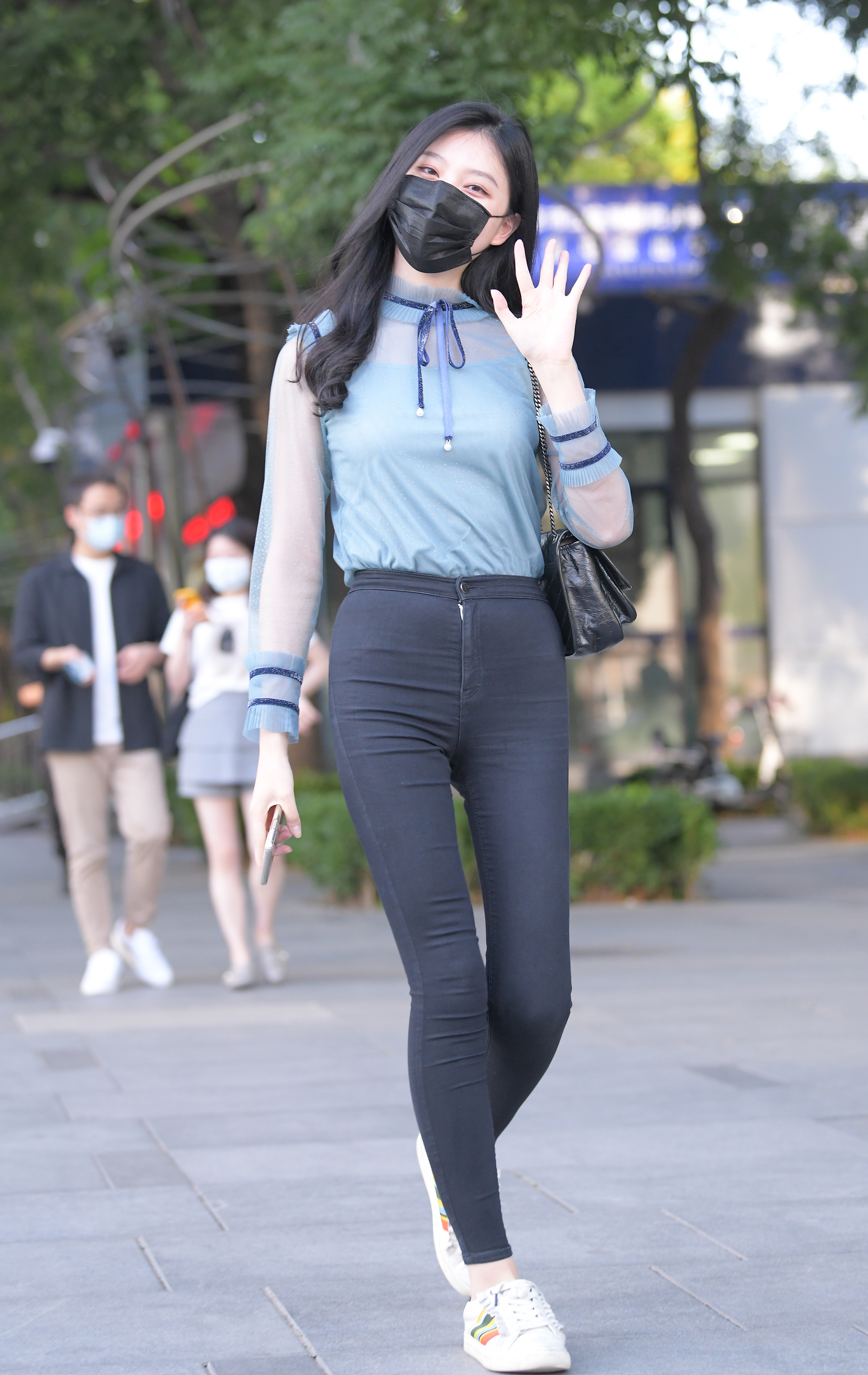  魔镜街拍,紧身裤,少妇,街拍,写真套图,Fannie芬妮