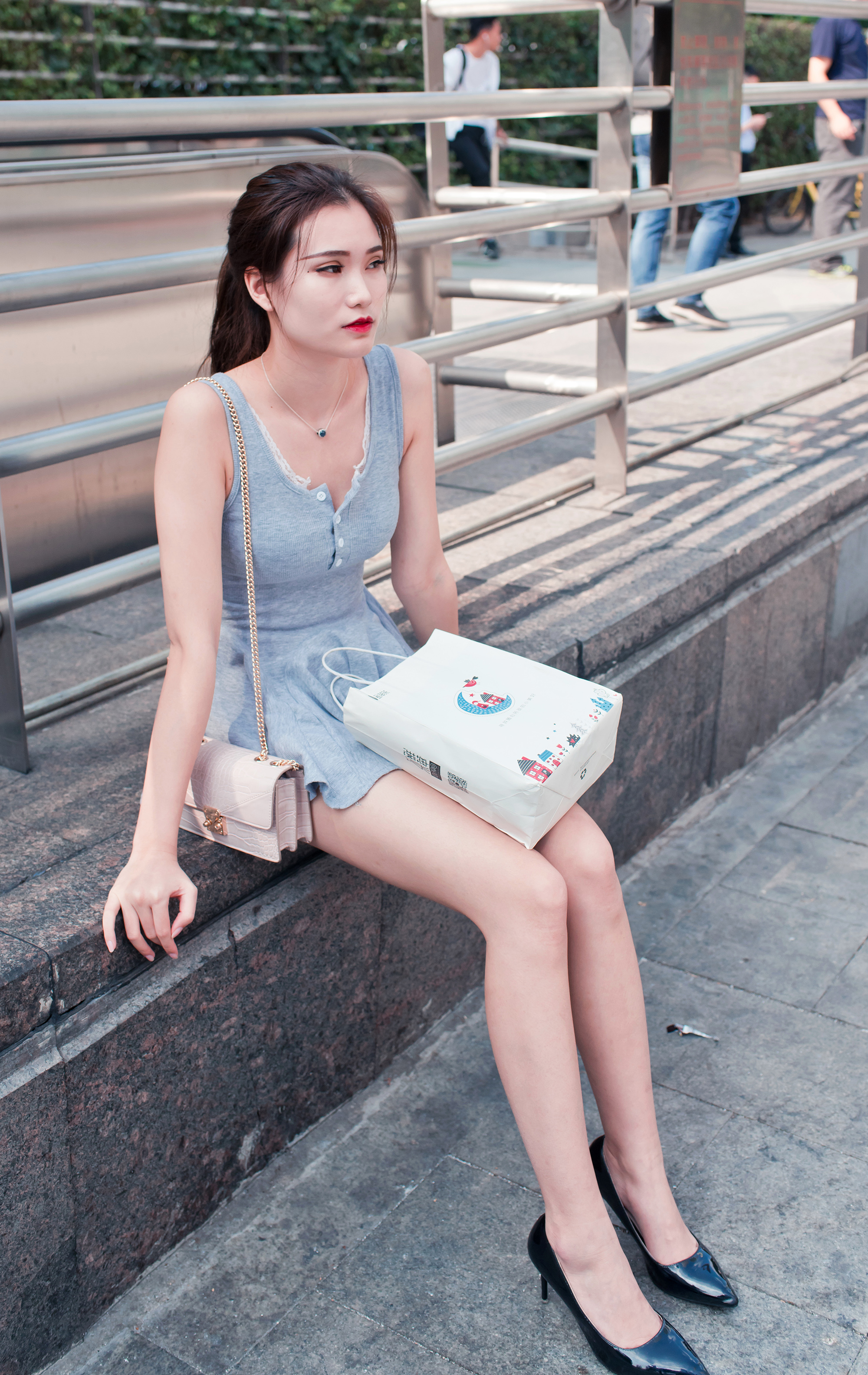 婷婷 街拍鸭,魔镜街拍,丝袜,裙装,少妇,街拍,写真套图,LeYuan星乐园