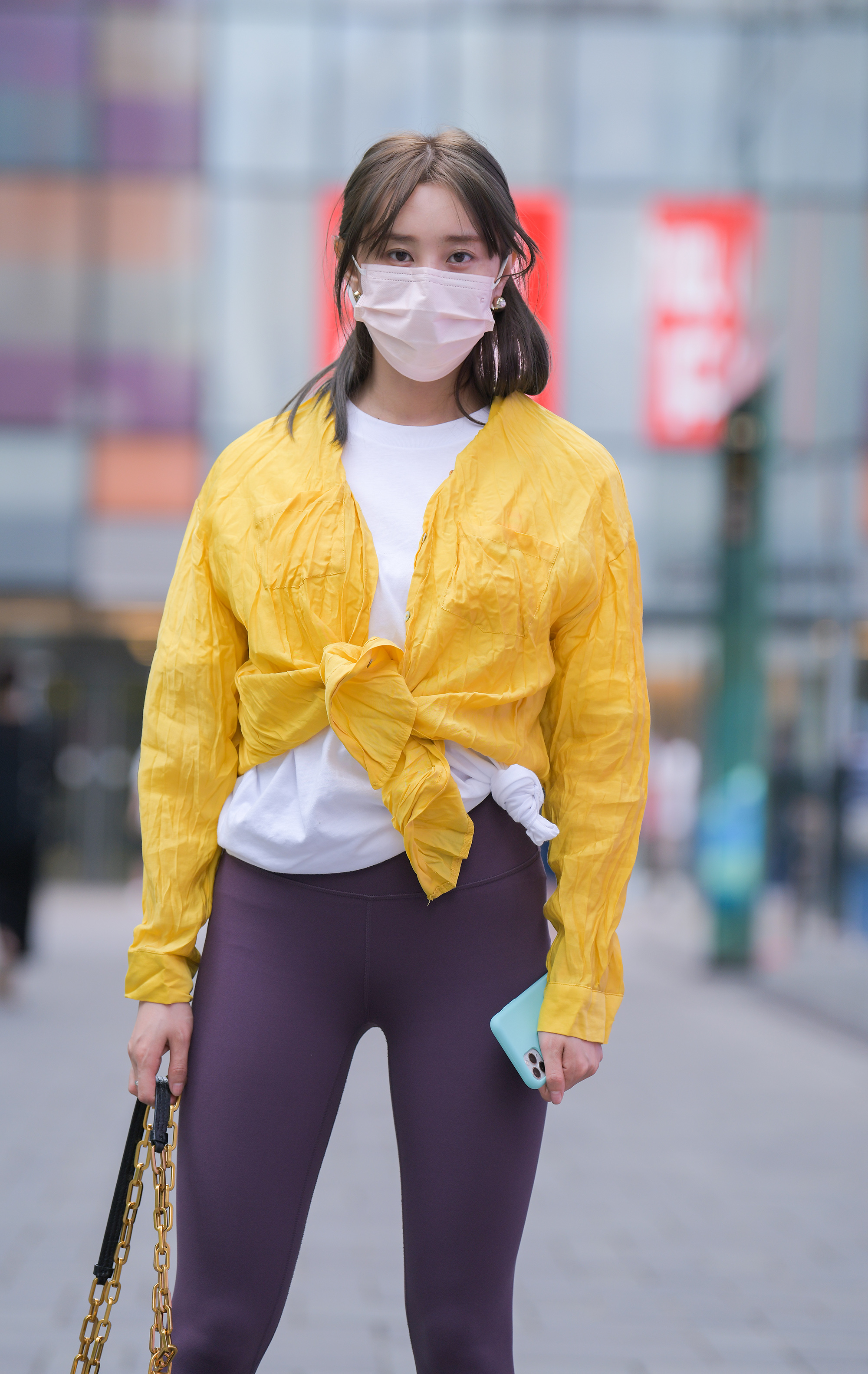  魔镜街拍,美臀,紧身裤,少妇,街拍,写真套图,Sexy Asian Girls Feet