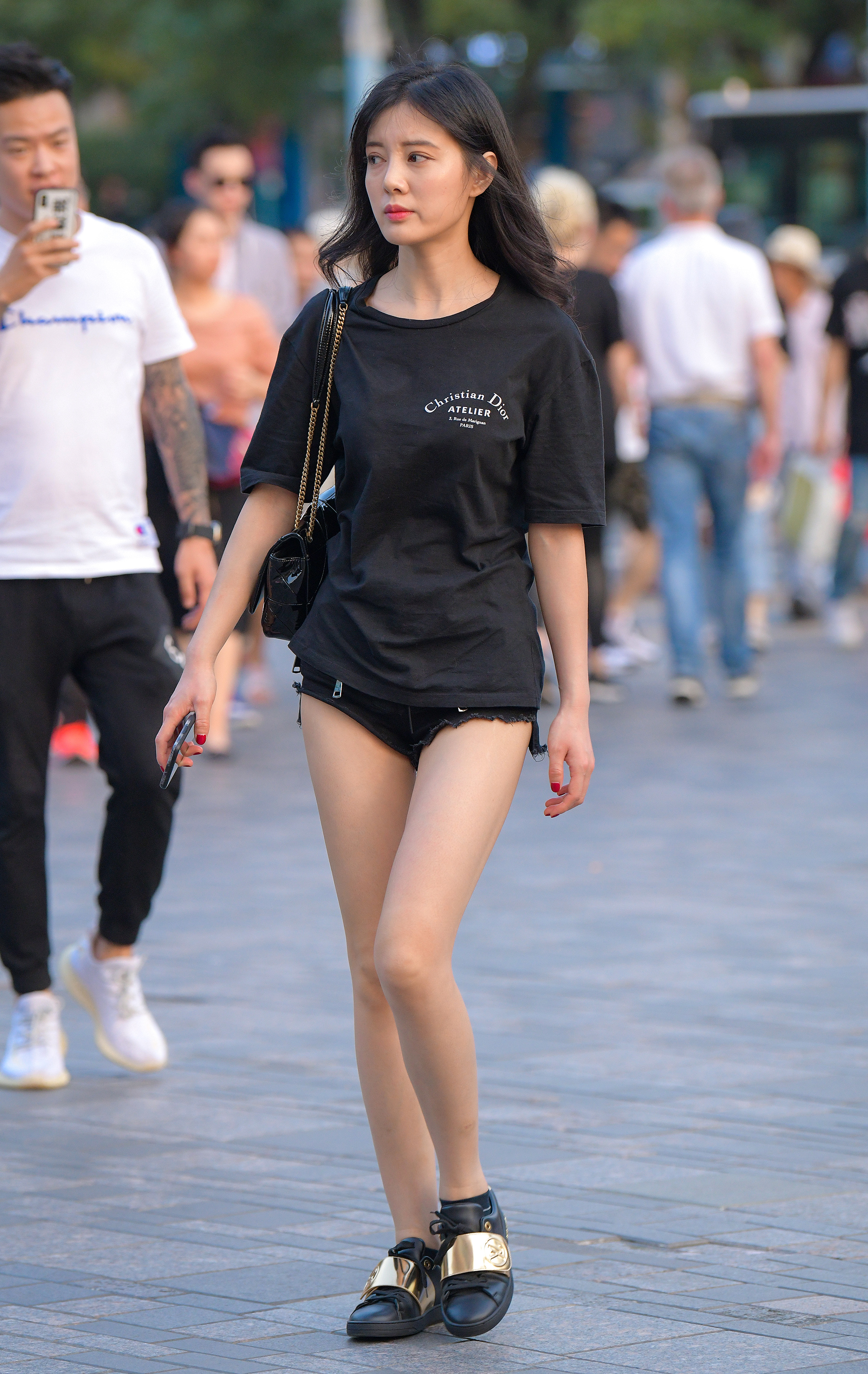  魔镜街拍,热裤,熟女,街拍,写真套图,IESS异思趣向