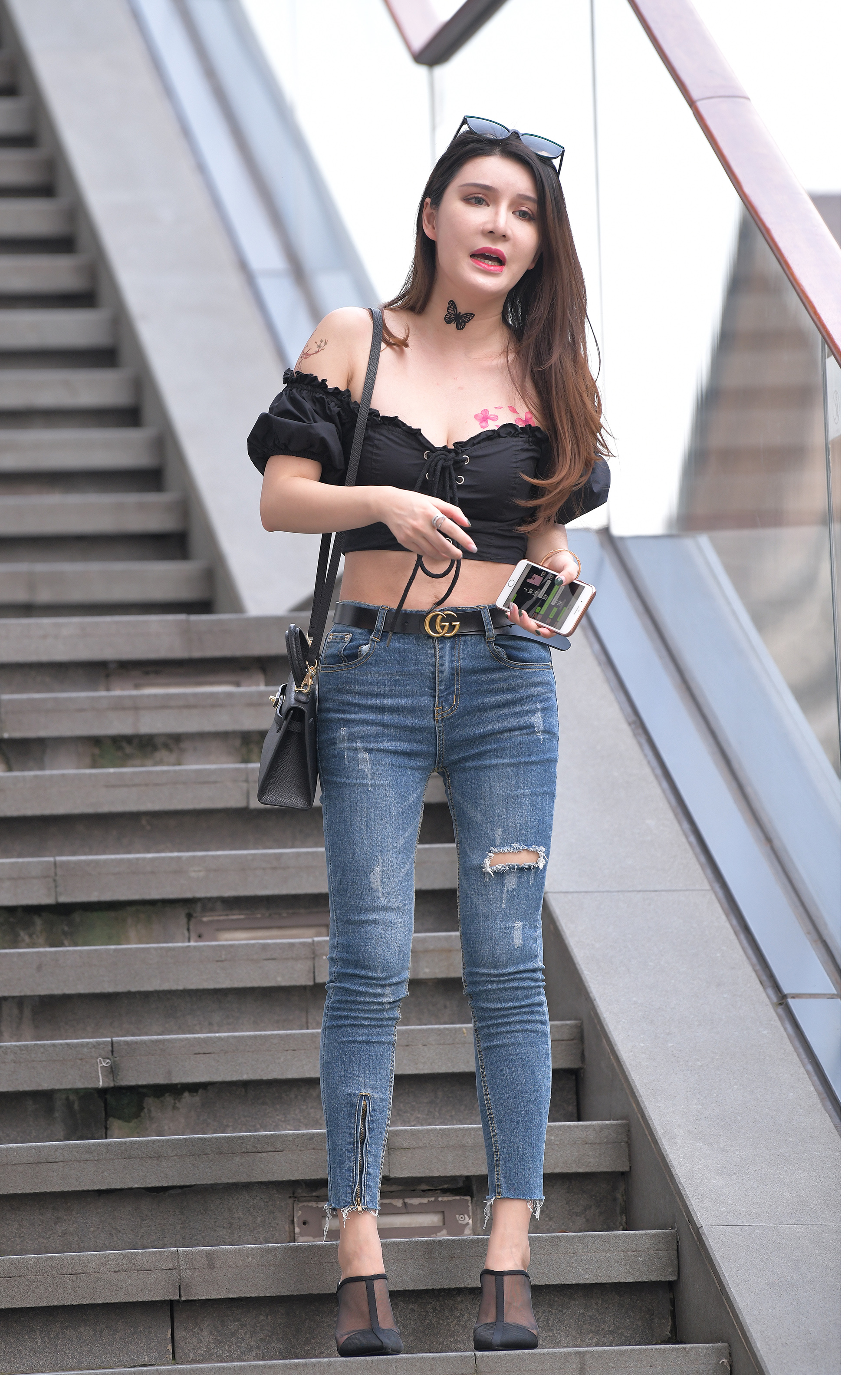  魔镜街拍,,人妻,街拍,写真套图,紫氯氯