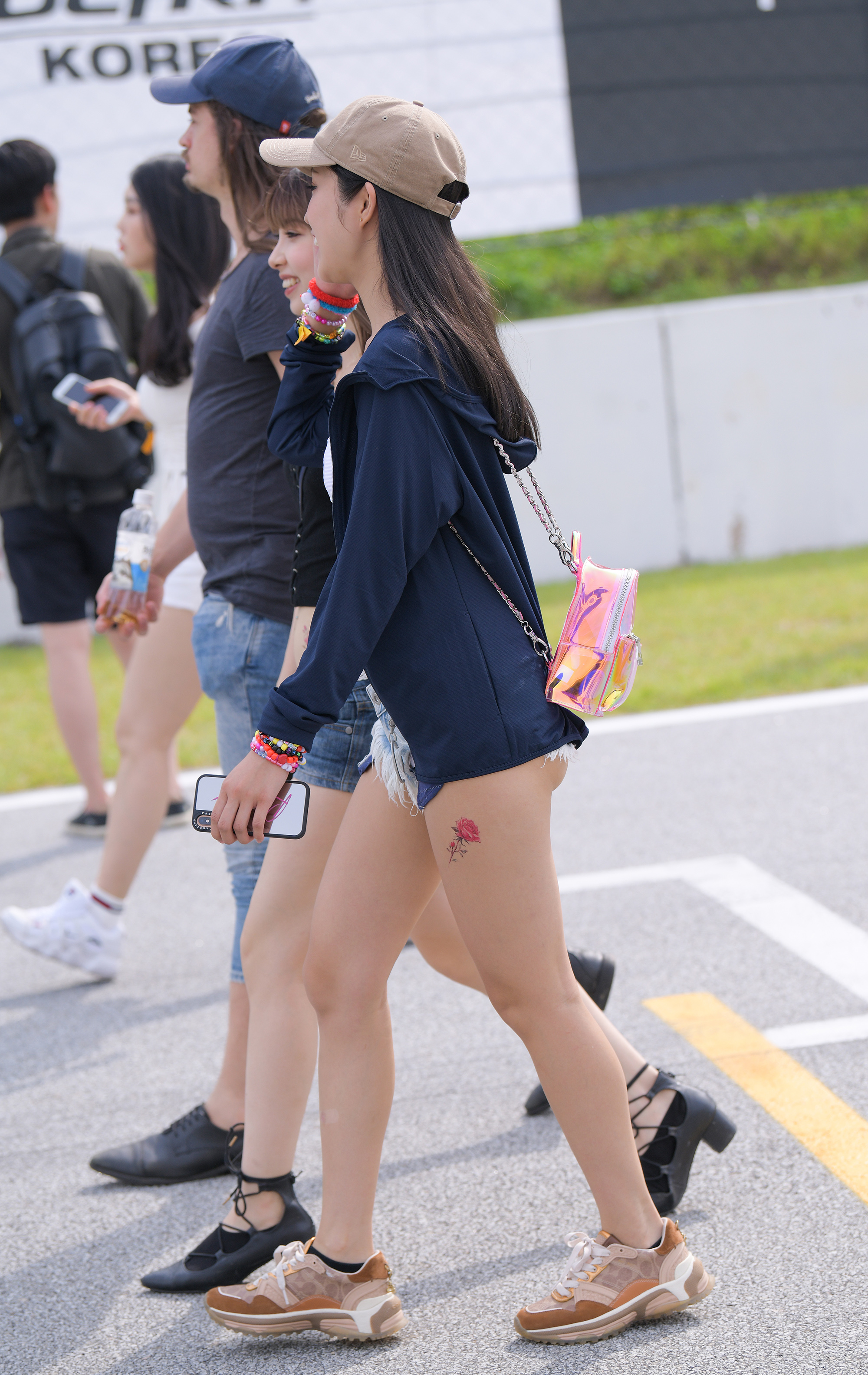  魔镜街拍,热裤,小姐姐,街拍,写真套图,Fannie芬妮