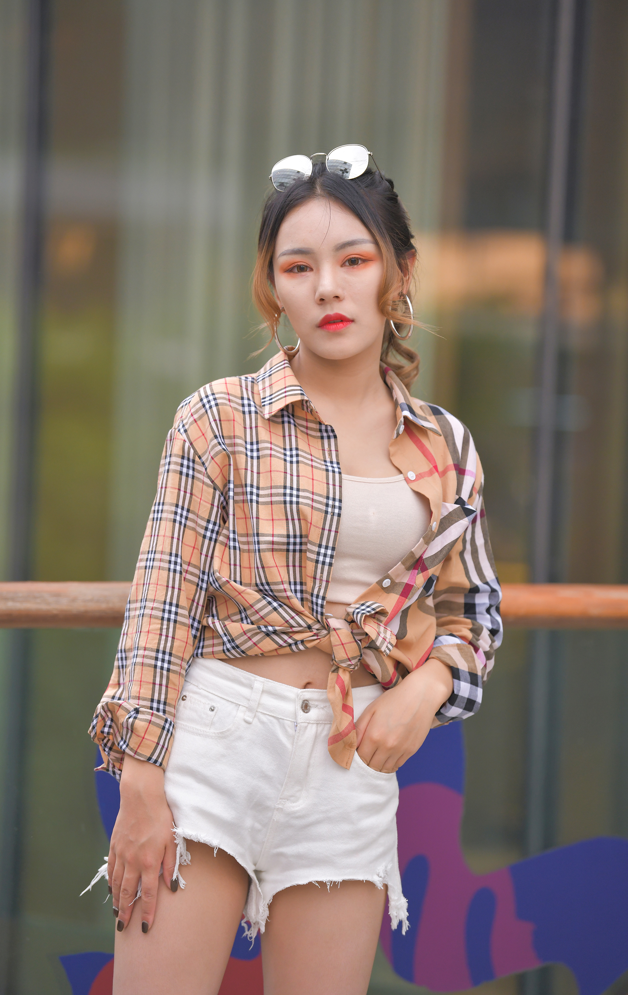  魔镜街拍,热裤,小姐姐,街拍,写真套图,踏青公园系列