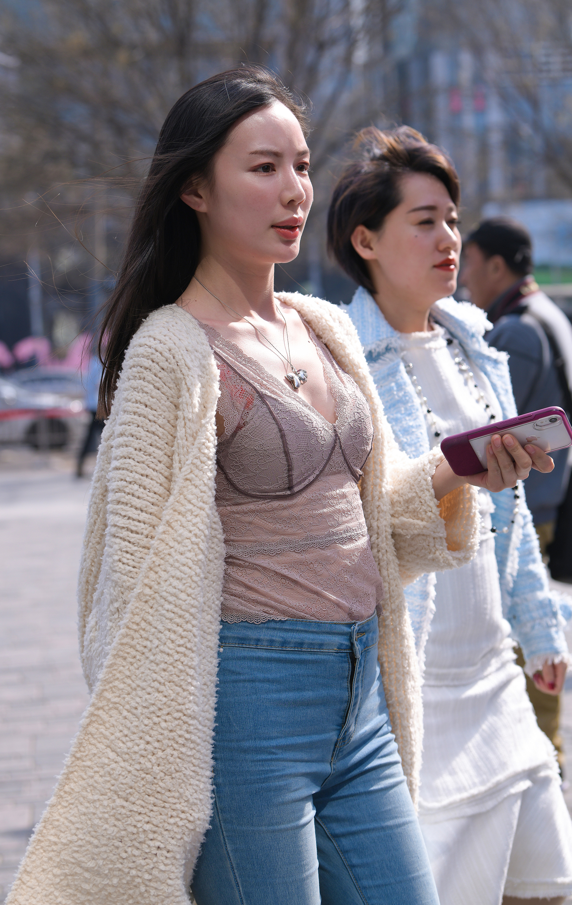  魔镜街拍,,熟女,街拍,写真套图,中山原创