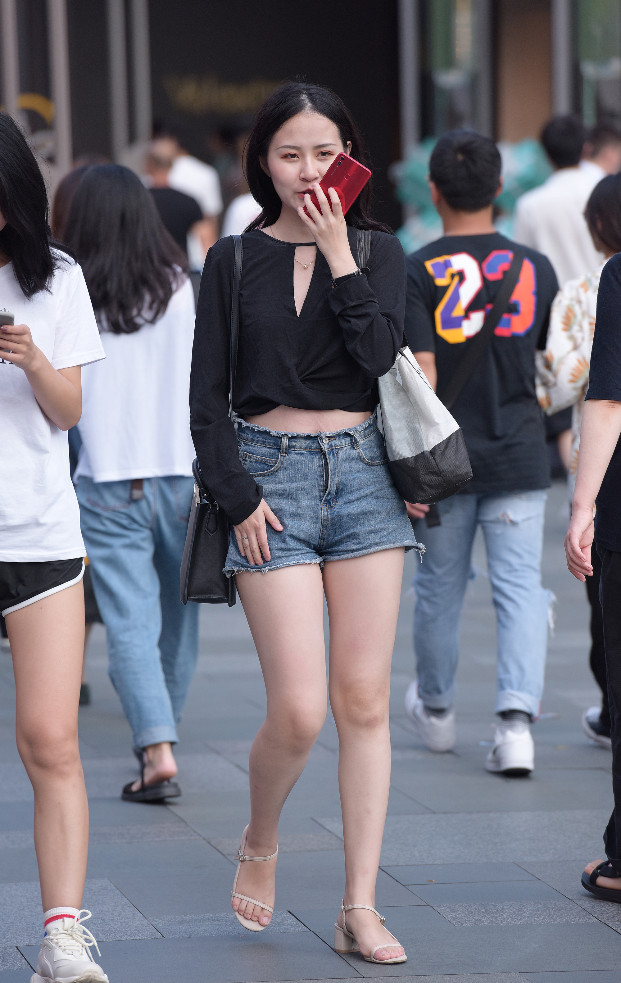  魔镜街拍,热裤,熟女,街拍,写真套图,九九八XY