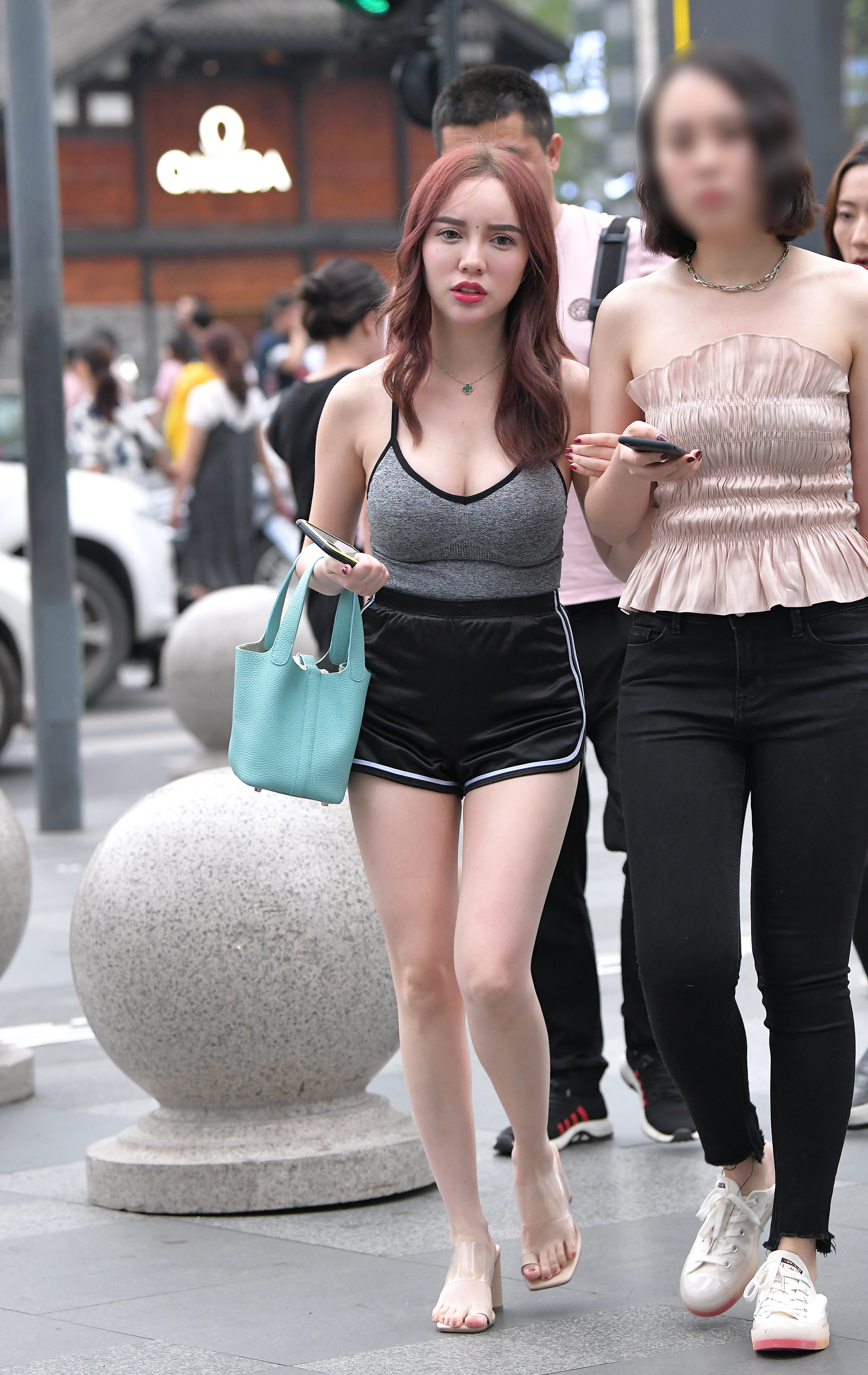  魔镜街拍,,少妇,街拍,写真套图,Girlt果团网