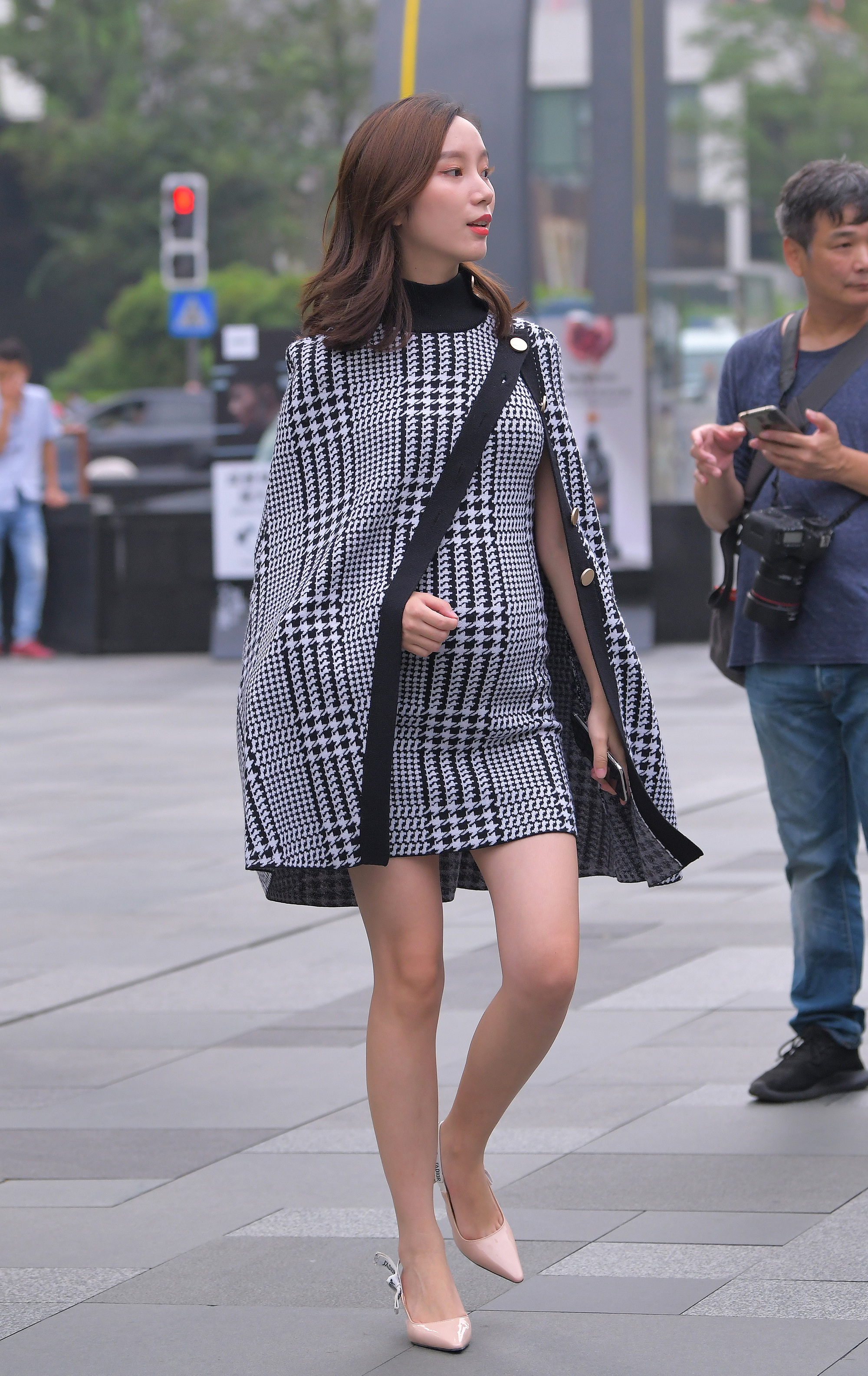  魔镜街拍,裙装,少妇,街拍,写真套图,DISI第四印象