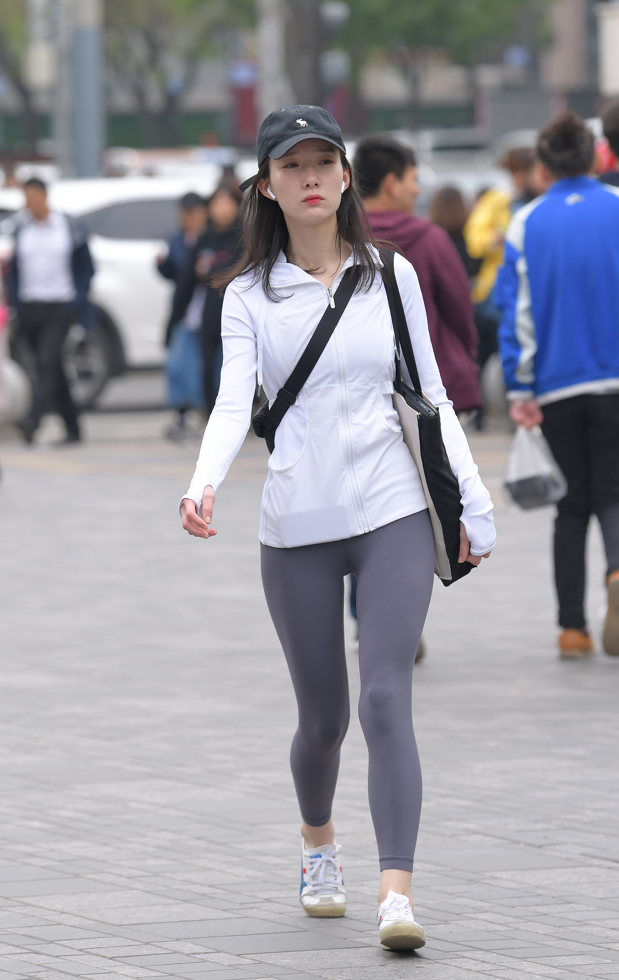  魔镜街拍,紧身裤,熟女,街拍,写真套图,MSLASS梦丝女神