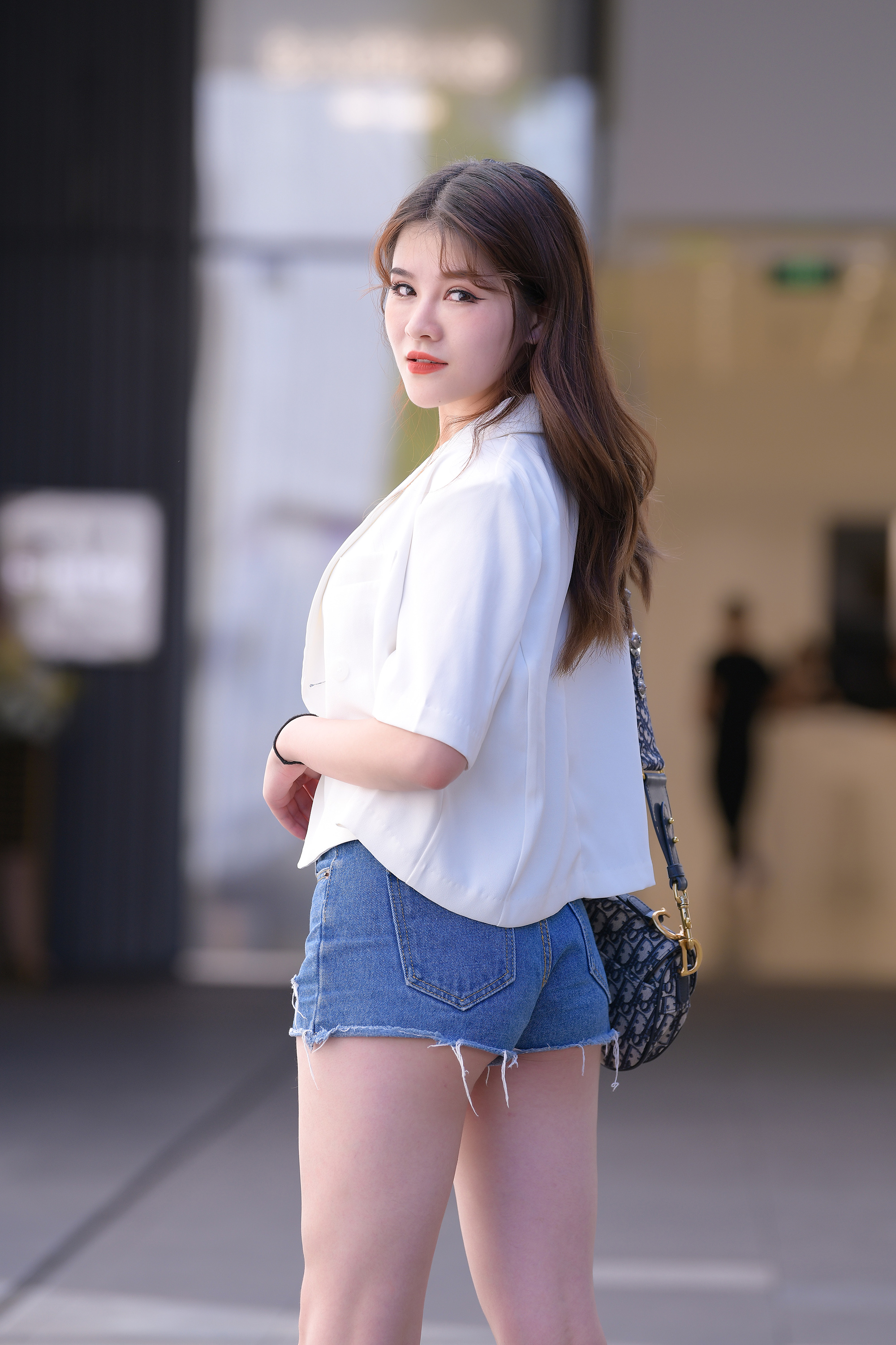 图片[1]-J0567 性感热裤美女，好喜欢-KHL.CC-快活林