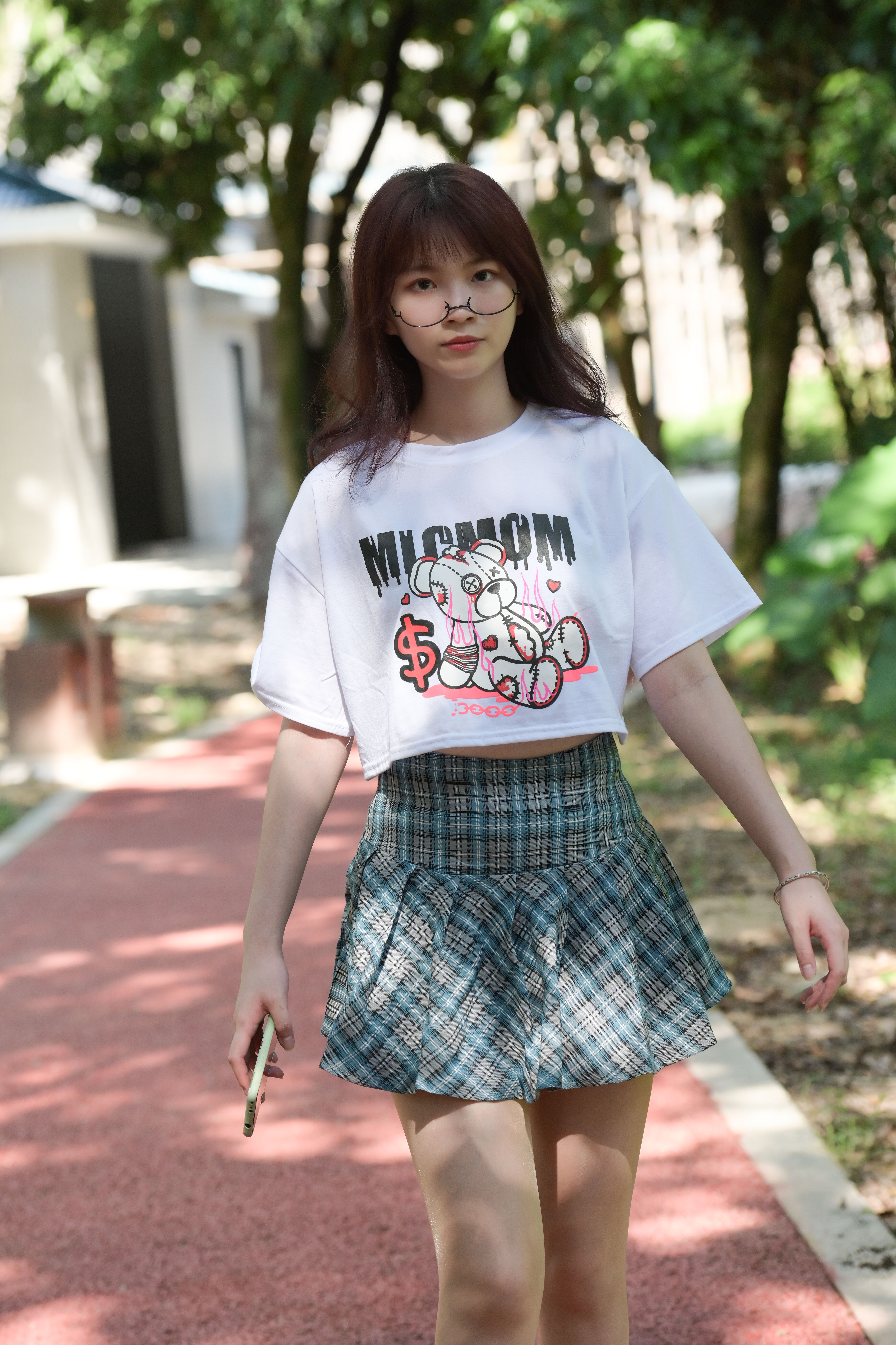  街拍鸭,魔镜街拍,裙装,丝袜,少妇,街拍,写真套图,LeYuan星乐园