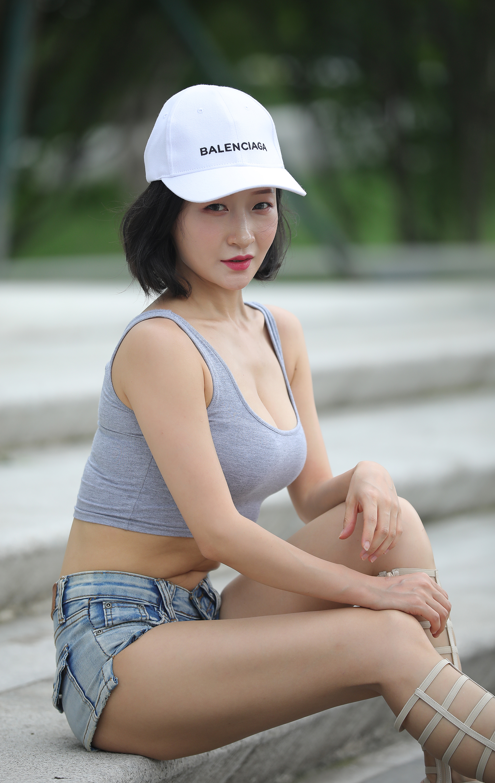 nini 街拍鸭,魔镜街拍,热裤,人妻,街拍,写真套图,Youmi尤蜜