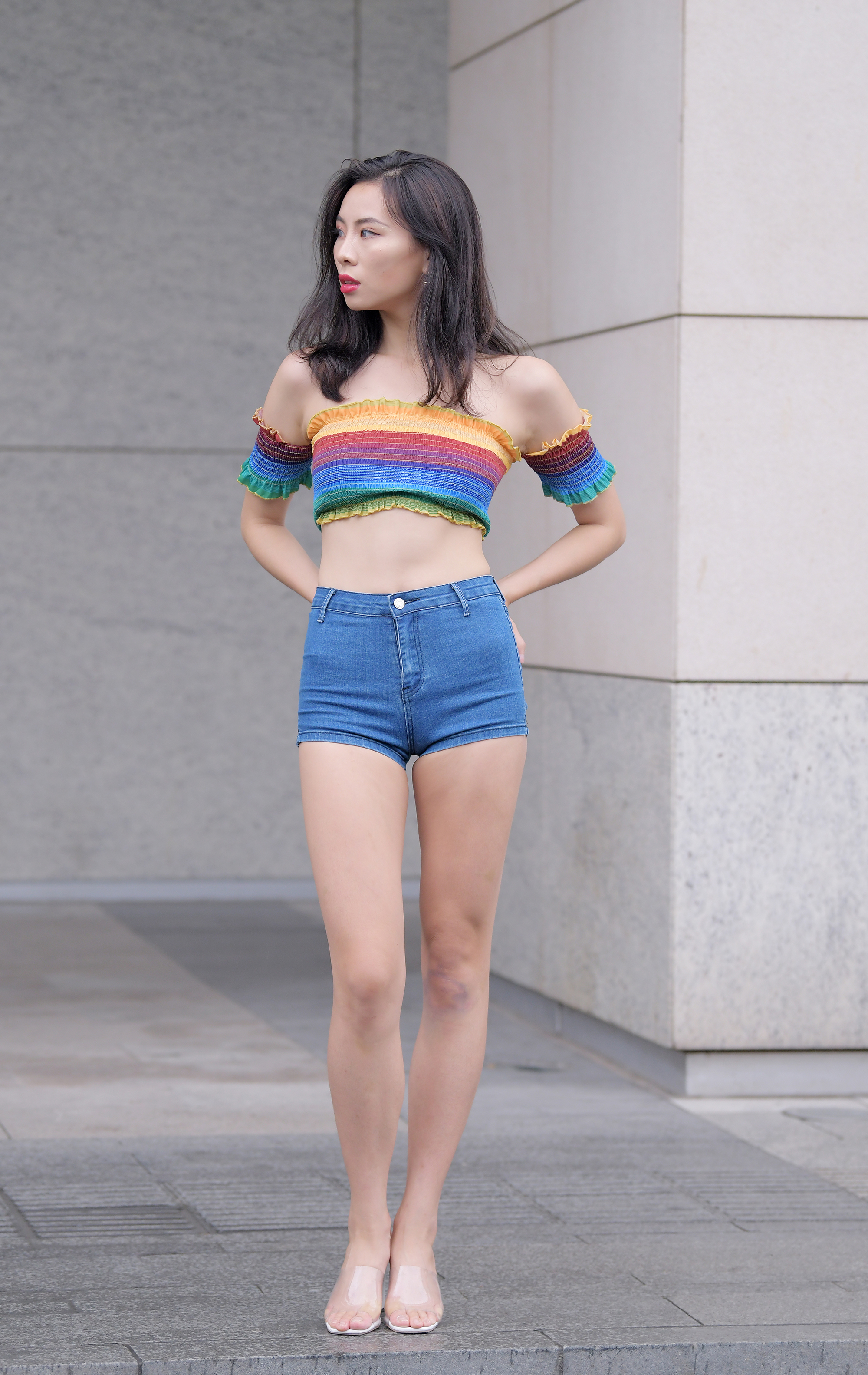  街拍鸭,魔镜街拍,热裤,美女,街拍,写真套图,我丝你想