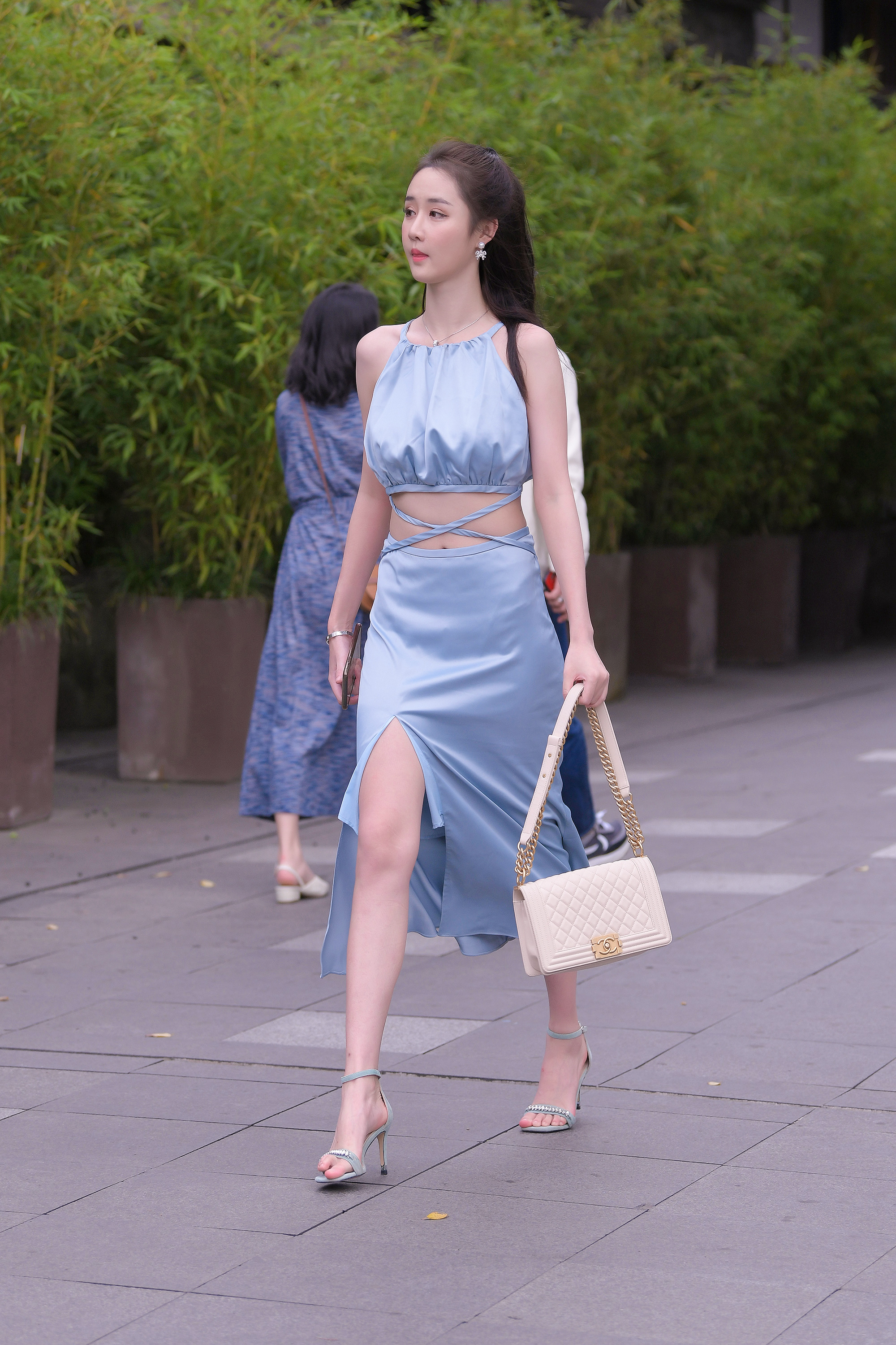  魔镜街拍,裙装,熟女,街拍,写真套图,Tomoyo酱