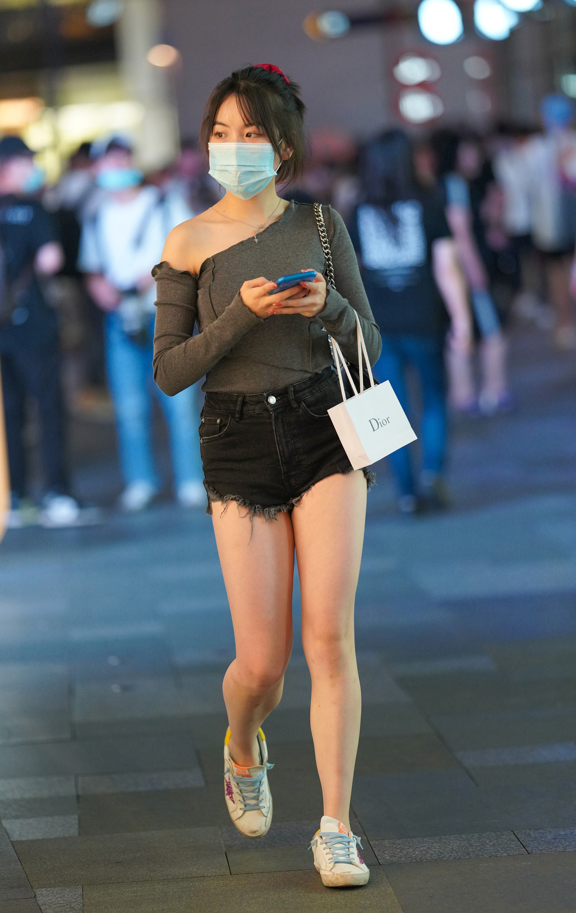  魔镜街拍,热裤,熟女,街拍,写真套图,DJAWA