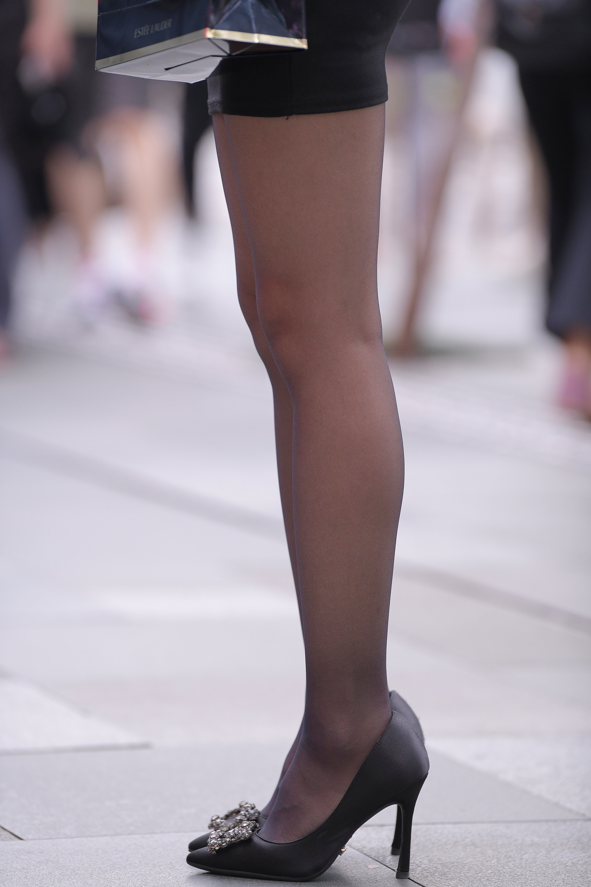  魔镜街拍,丝袜,裙装,少妇,街拍,写真套图,鬼畜瑶