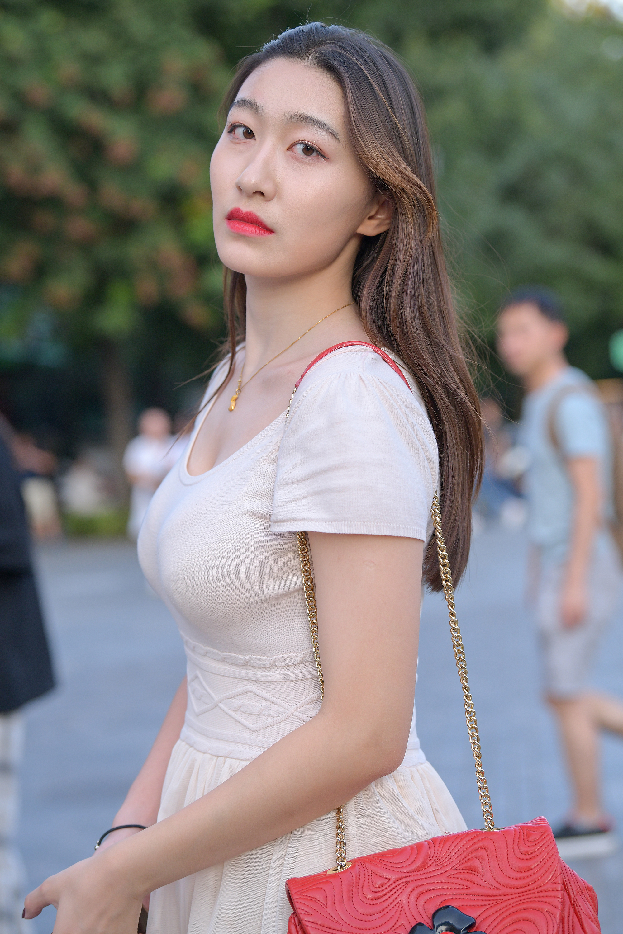  魔镜街拍,裙装,小姐姐,街拍,写真套图,甜予摄影