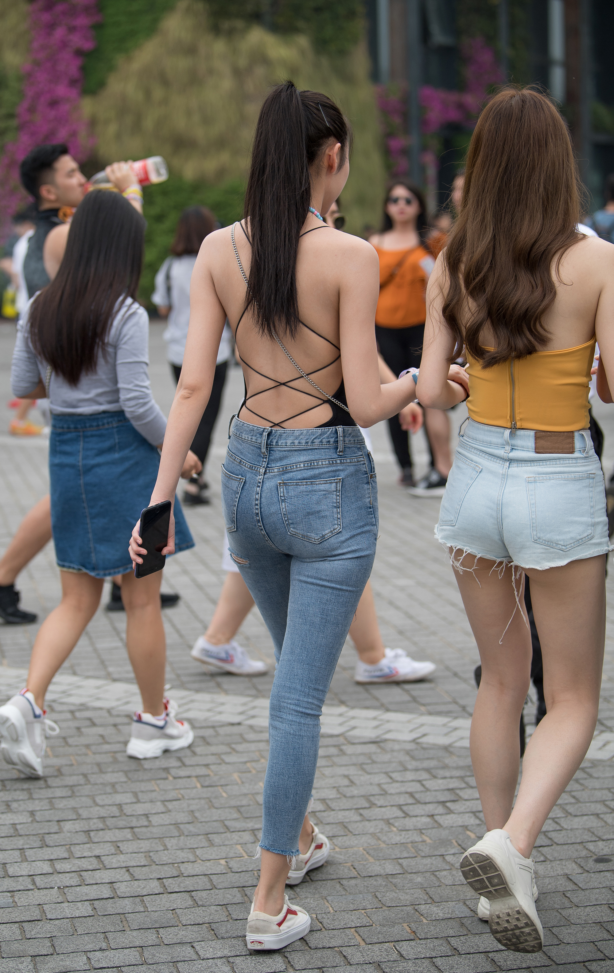  魔镜街拍,,人妻,街拍,写真套图,72斯