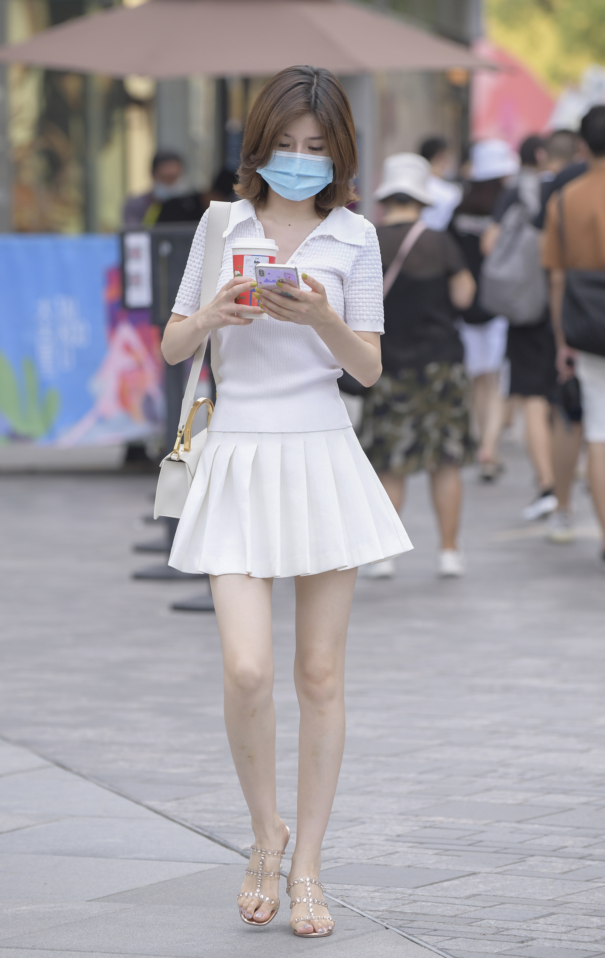  街拍鸭,魔镜街拍,裙装,美女,街拍,写真套图,ROSI写真