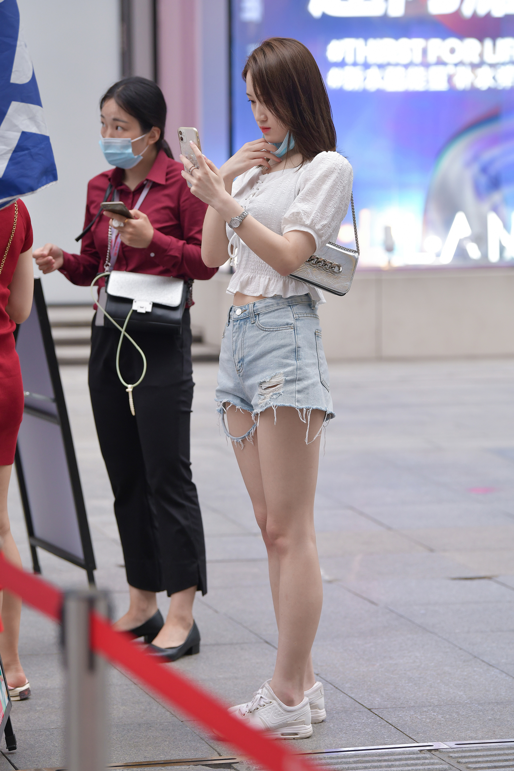  魔镜街拍,热裤,美女,街拍,写真套图,风之领域