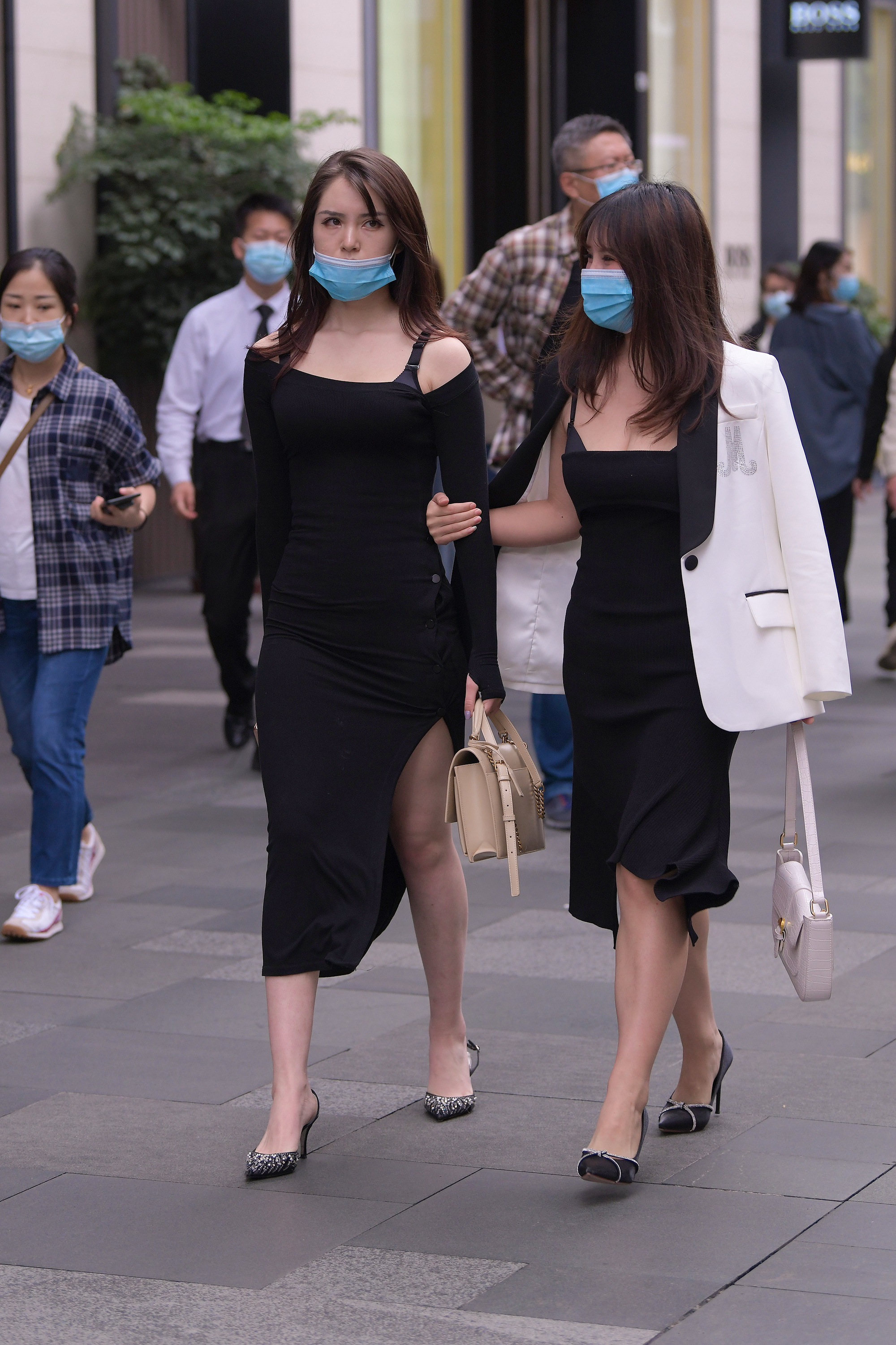  魔镜街拍,裙装,少妇,街拍,写真套图,YouMi尤蜜荟