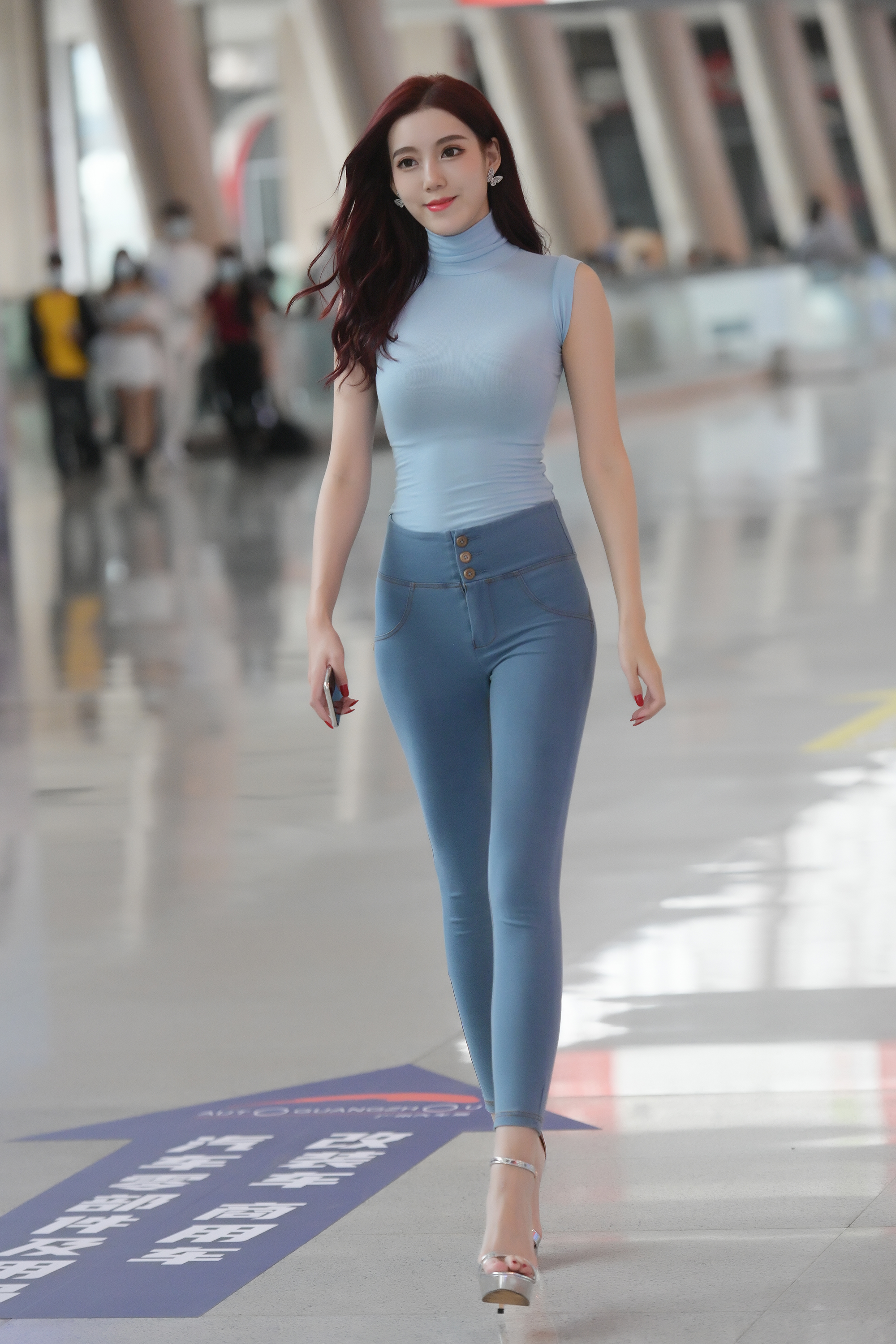  魔镜街拍,,人妻,街拍,写真套图,MTMeng模特联盟