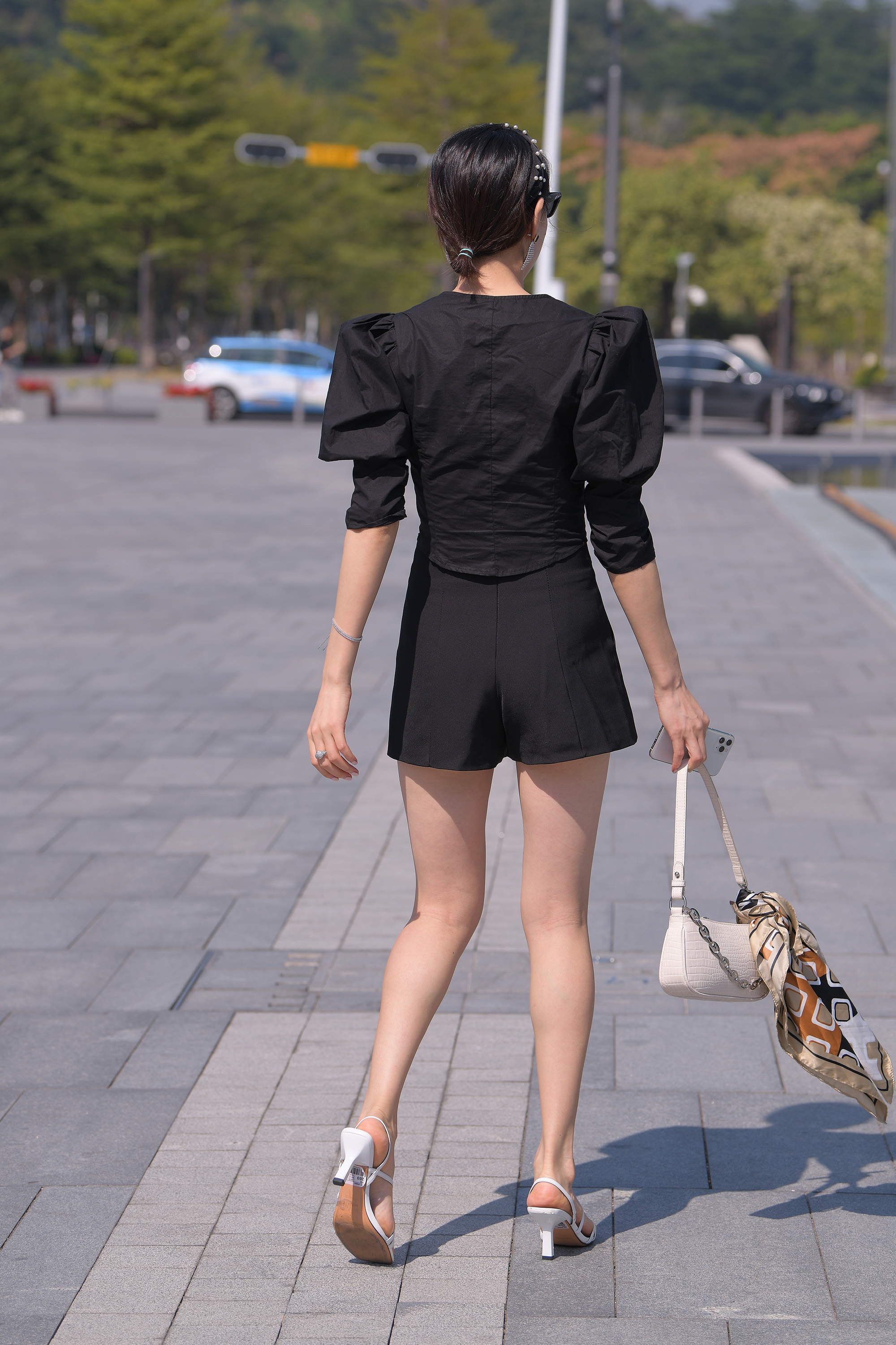  魔镜街拍,裙装,人妻,街拍,写真套图,候车候机系列